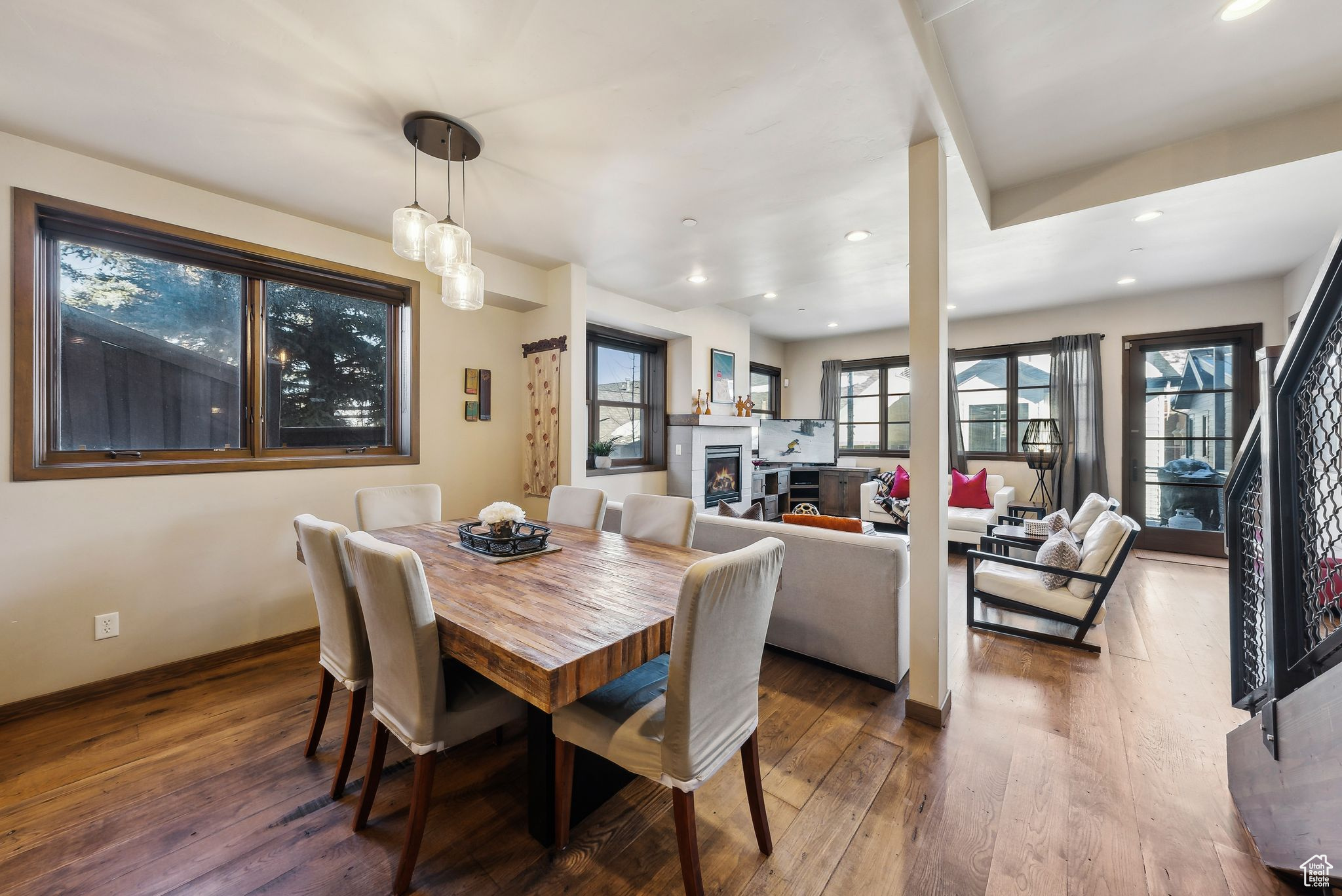 Park City, Utah 84060, United States, 4 Bedrooms Bedrooms, ,3 BathroomsBathrooms,Residential,Pending,180839