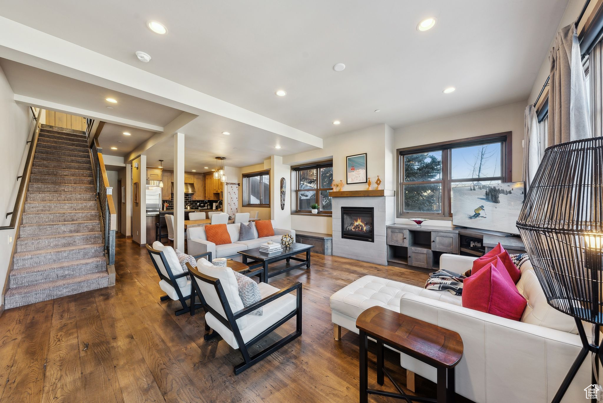 Park City, Utah 84060, United States, 4 Bedrooms Bedrooms, ,3 BathroomsBathrooms,Residential,Pending,180839