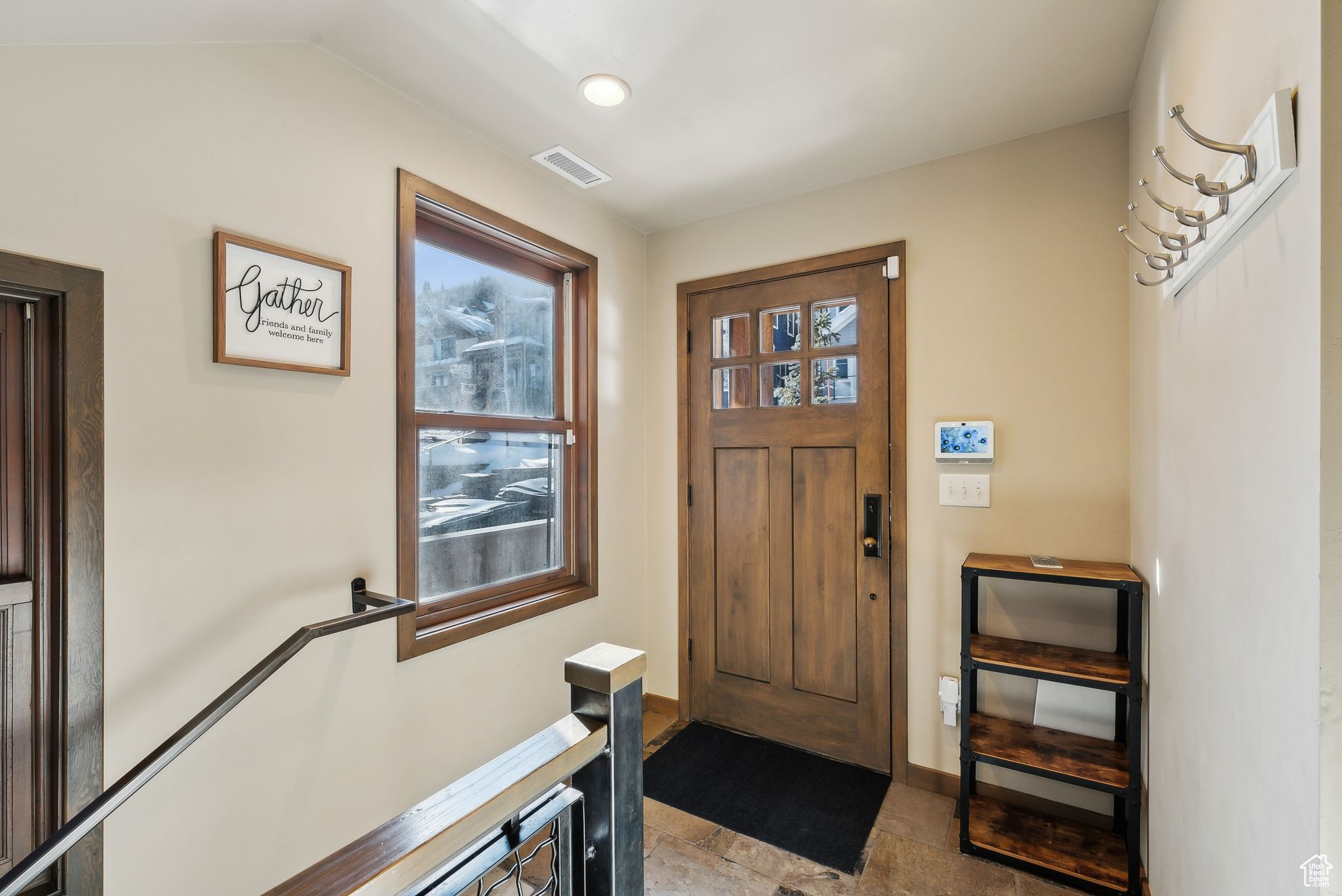 Park City, Utah 84060, United States, 4 Bedrooms Bedrooms, ,3 BathroomsBathrooms,Residential,Pending,180839