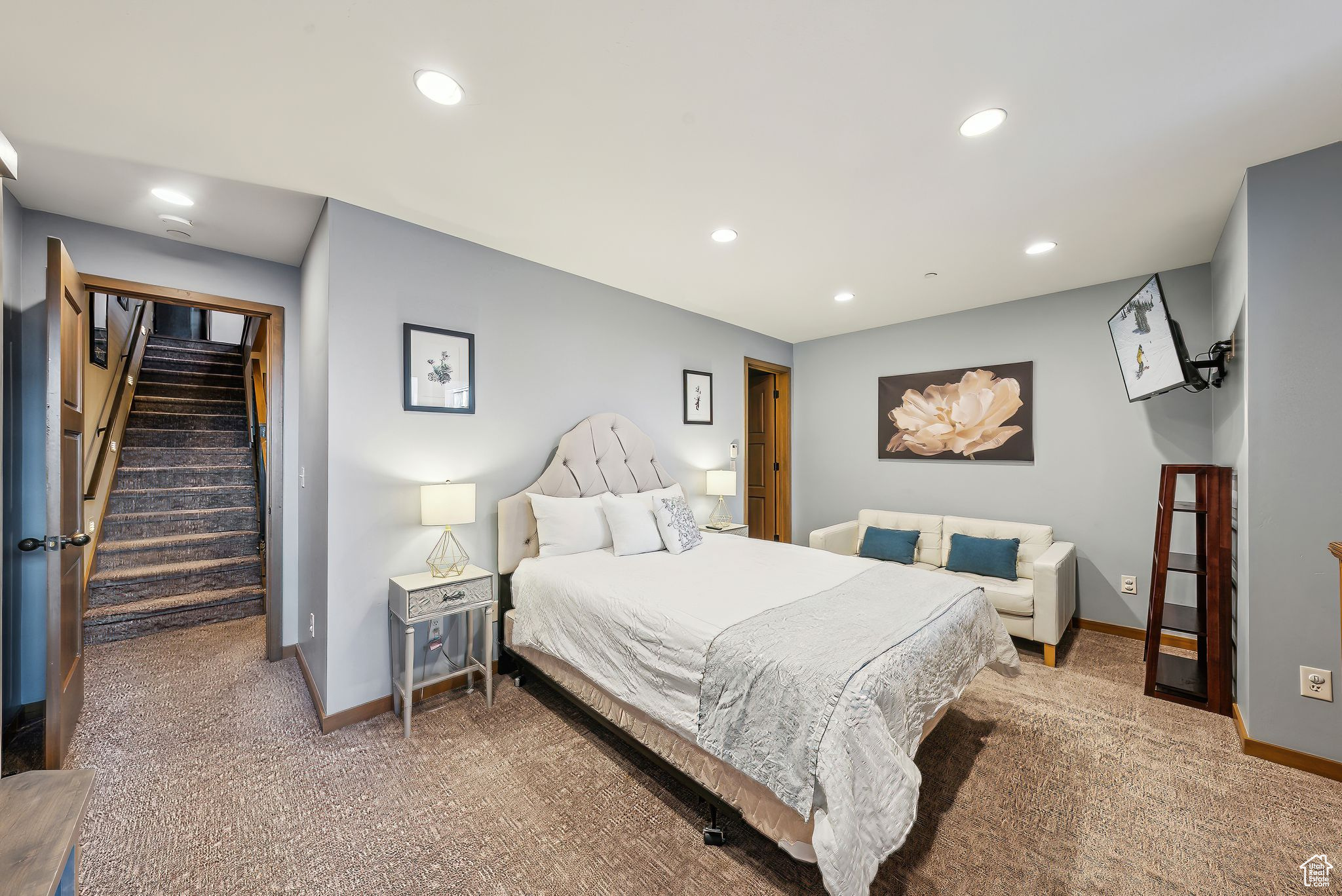 Park City, Utah 84060, United States, 4 Bedrooms Bedrooms, ,3 BathroomsBathrooms,Residential,Pending,180839