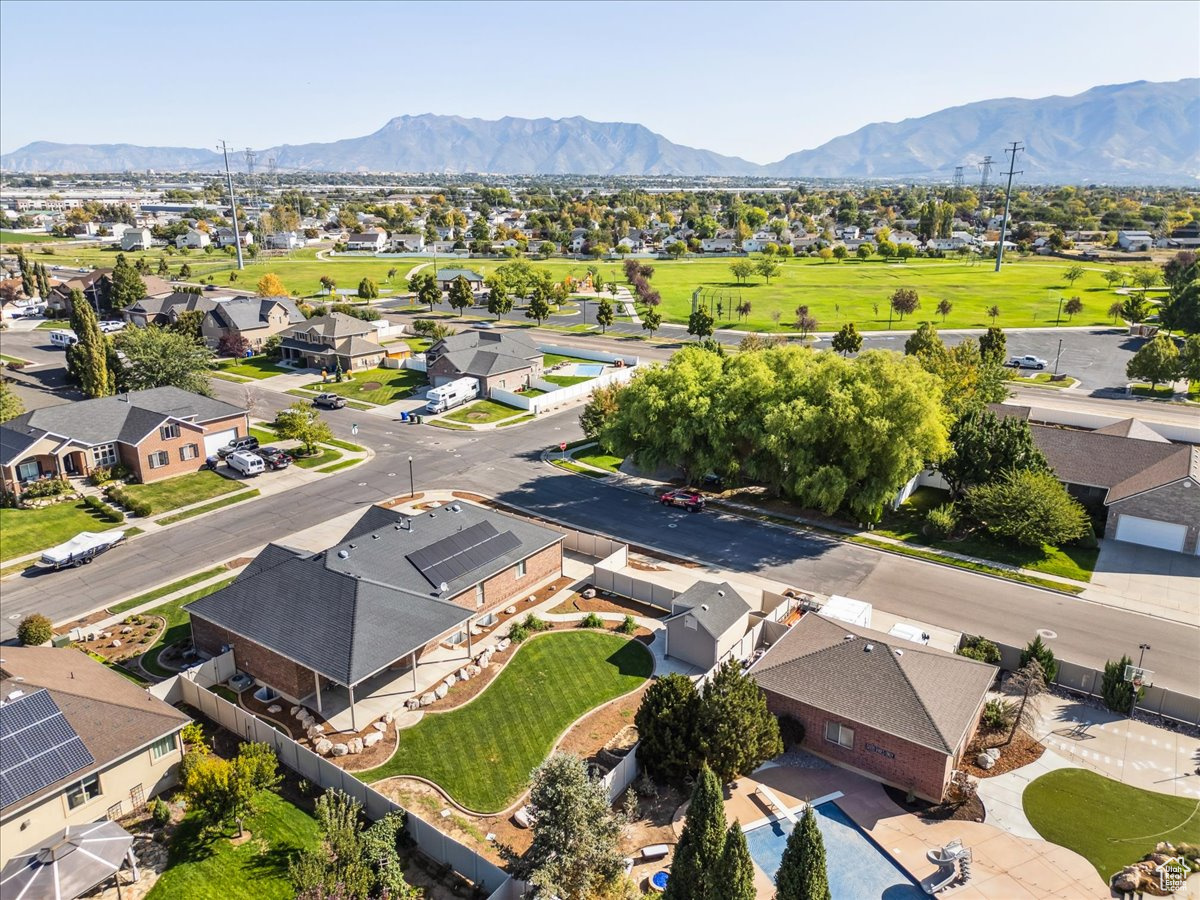 COOK'S COUNTRY COVE - Residential