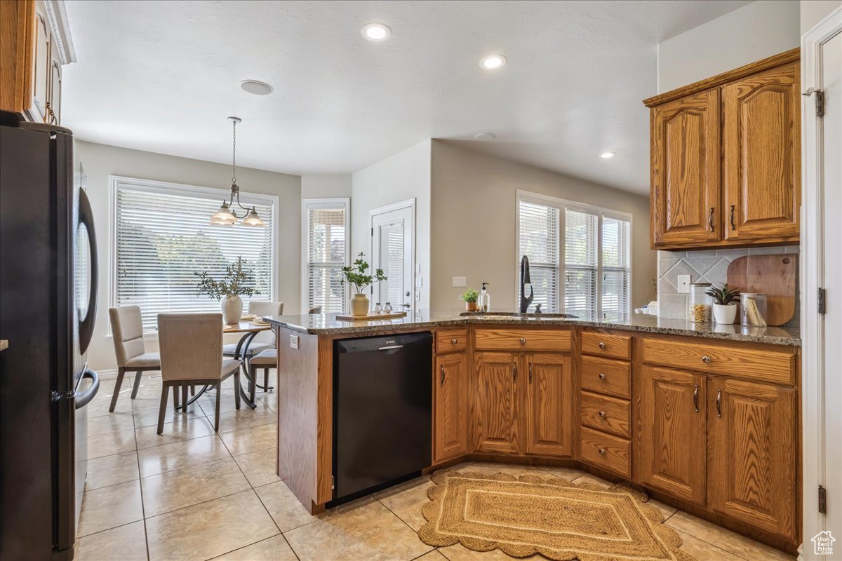 COOK'S COUNTRY COVE - Residential