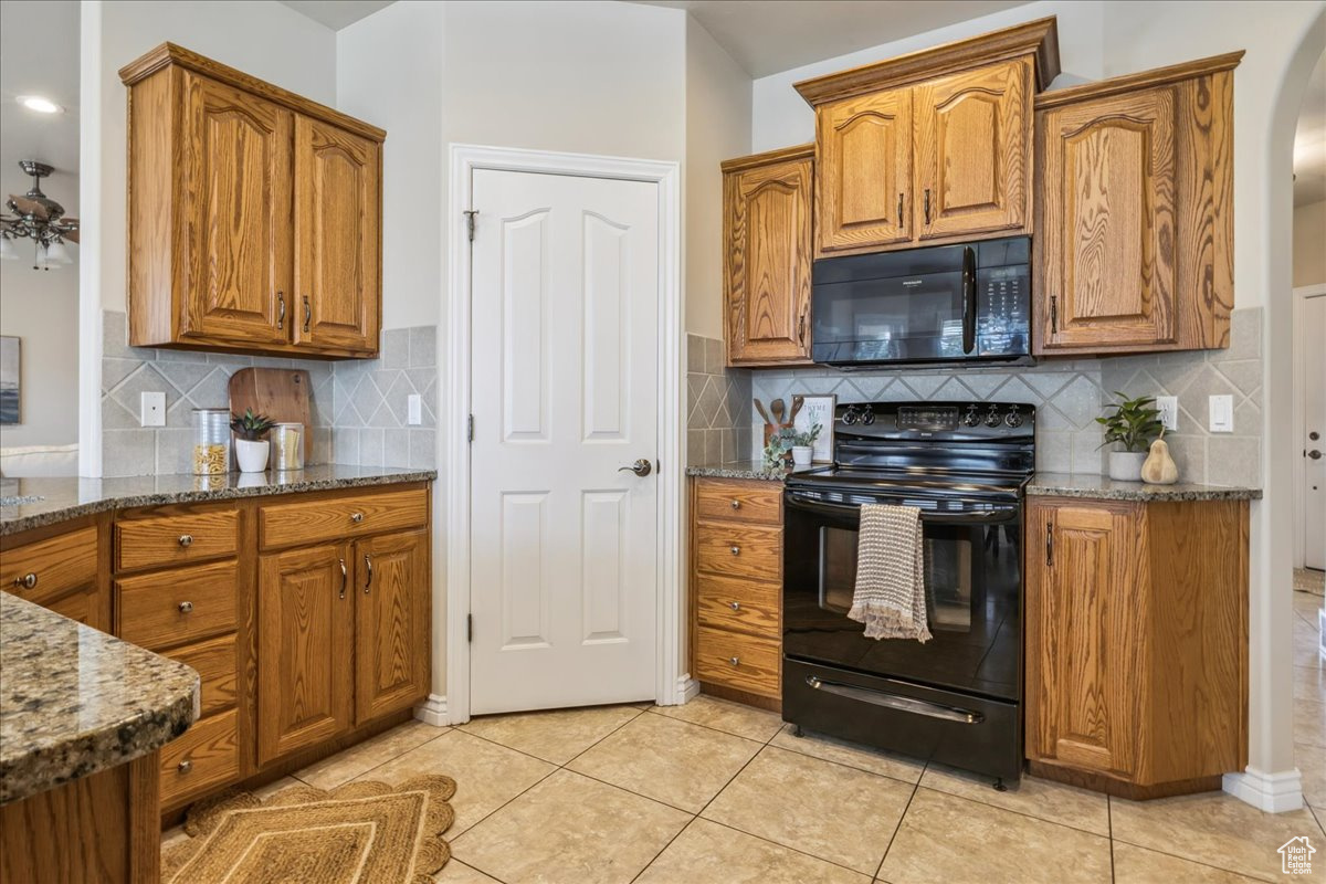 COOK'S COUNTRY COVE - Residential