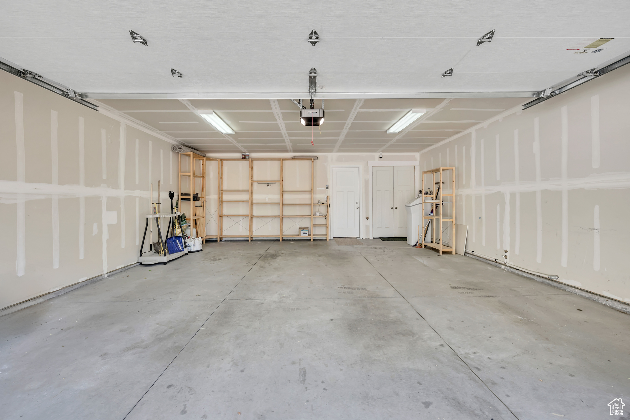 HOLLYWOOD TRACT - Residential