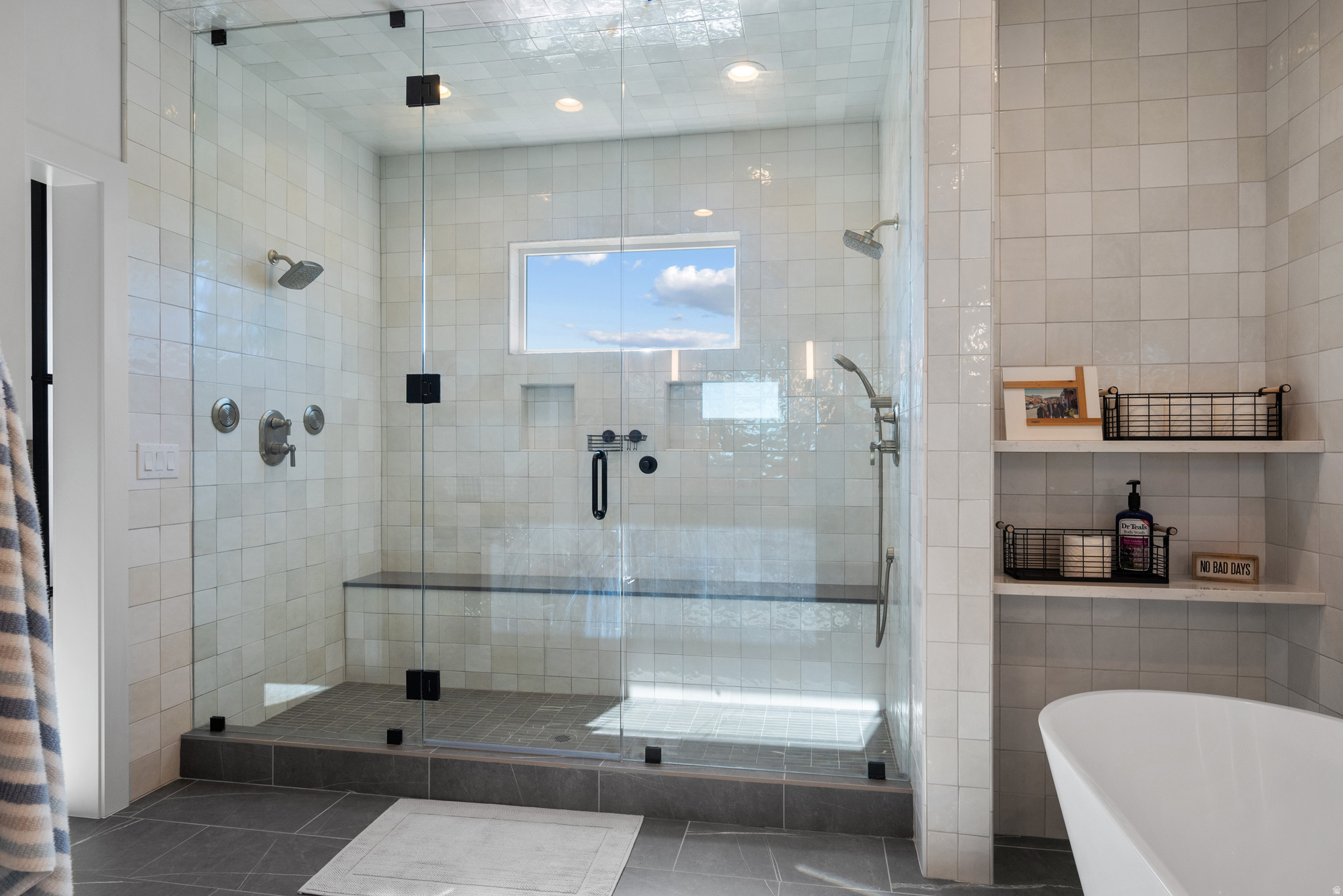 GREENWOOD CREEK - Residential