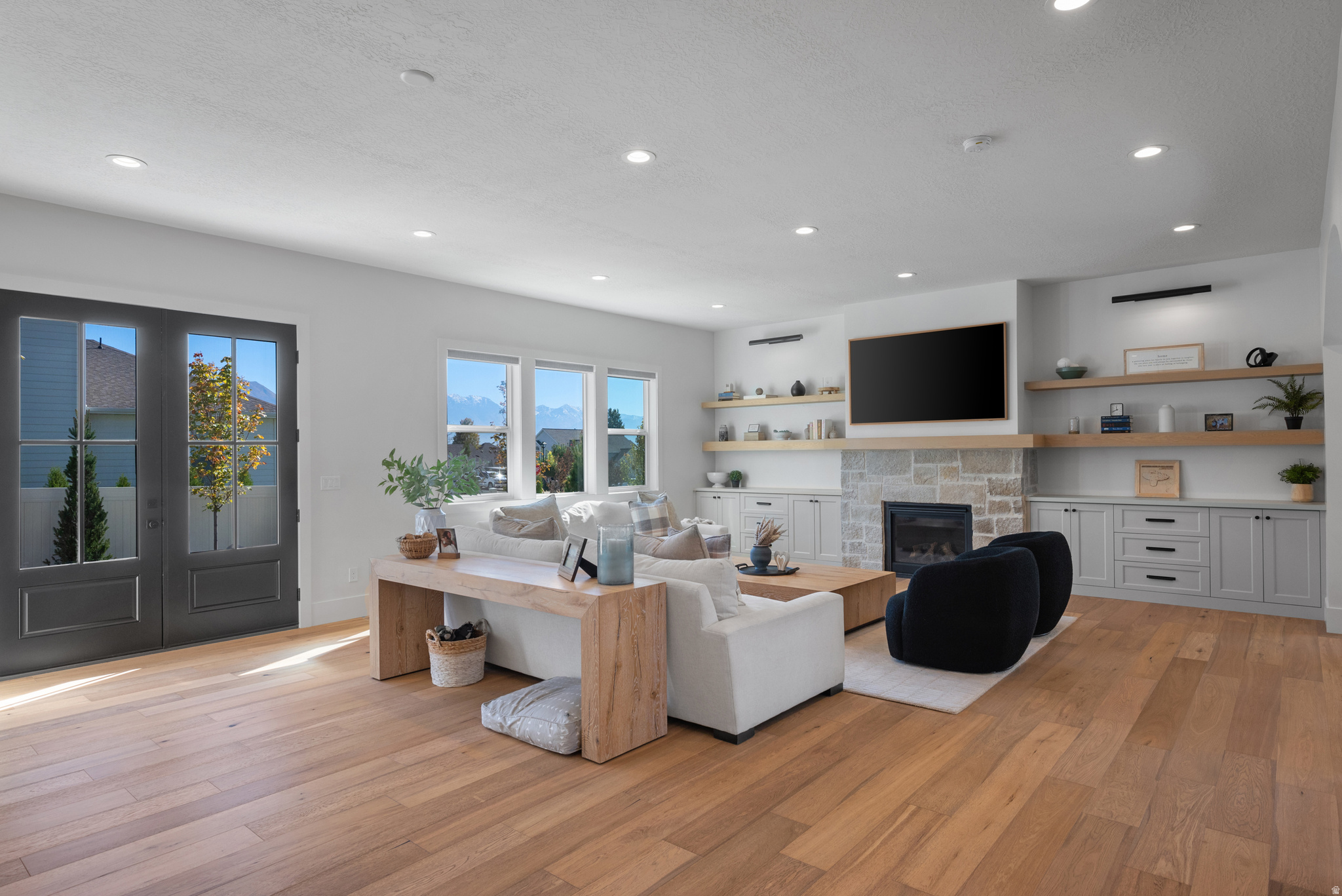 GREENWOOD CREEK - Residential