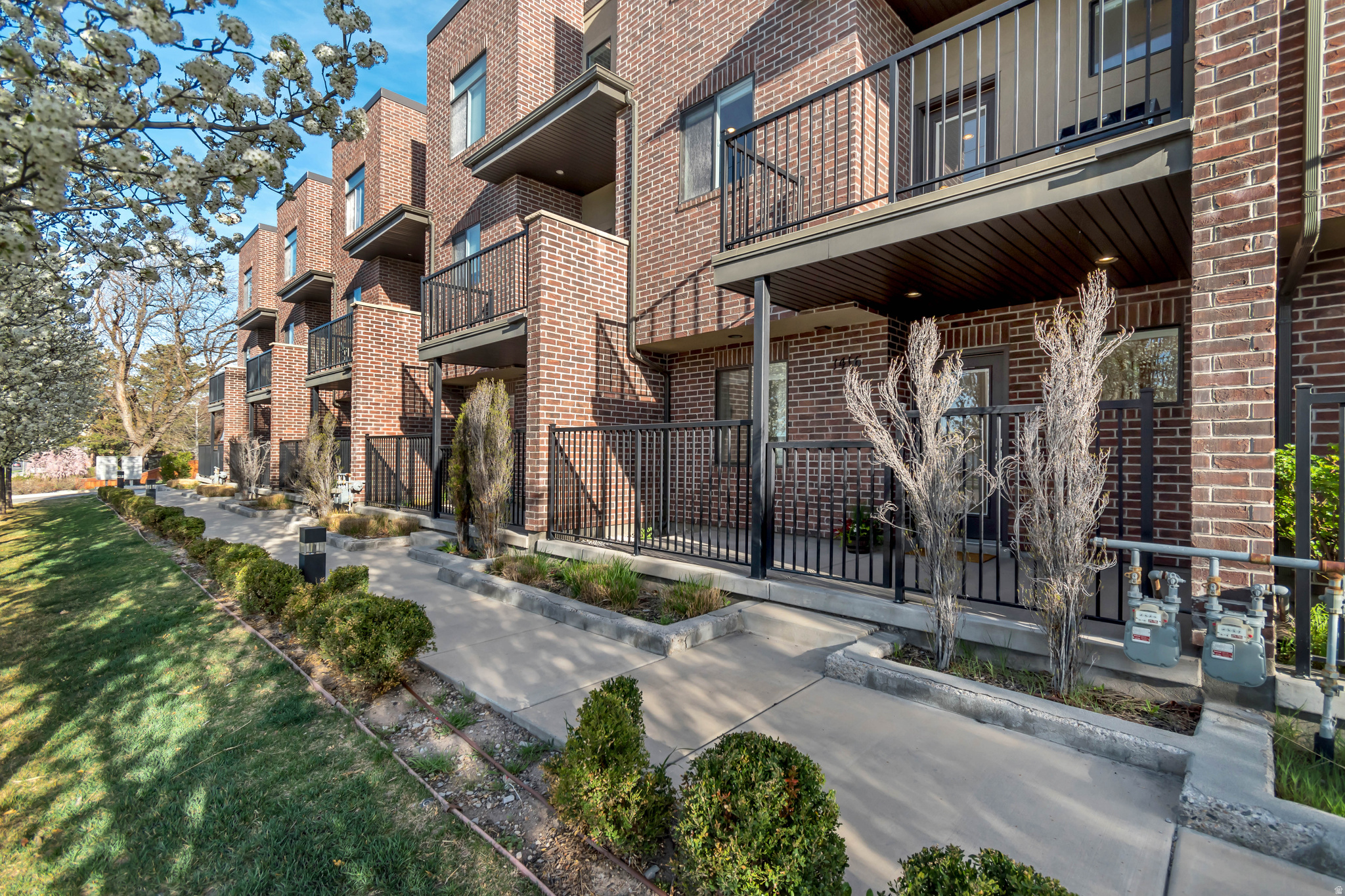 MILLBROOK LOFTS - Residential