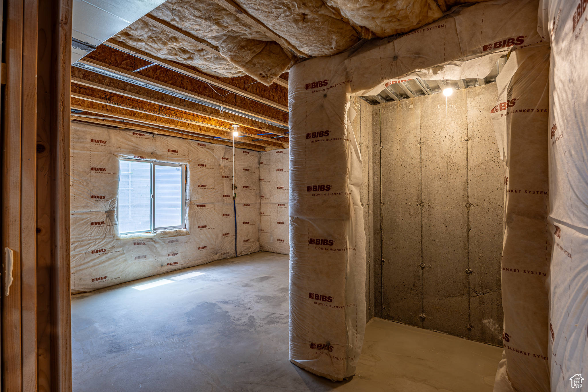 BROADVIEW  SHORES - Residential