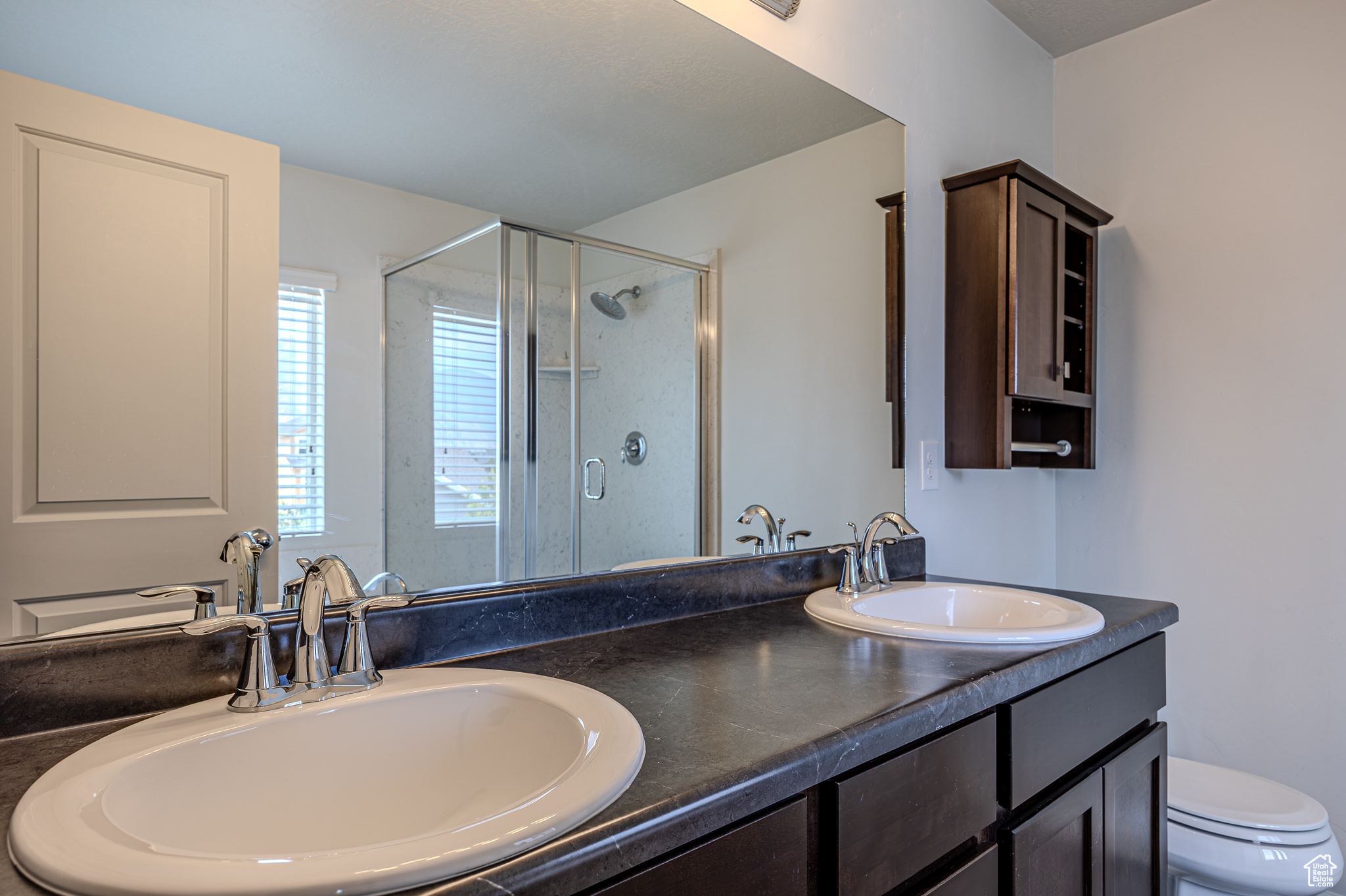 BROADVIEW  SHORES - Residential