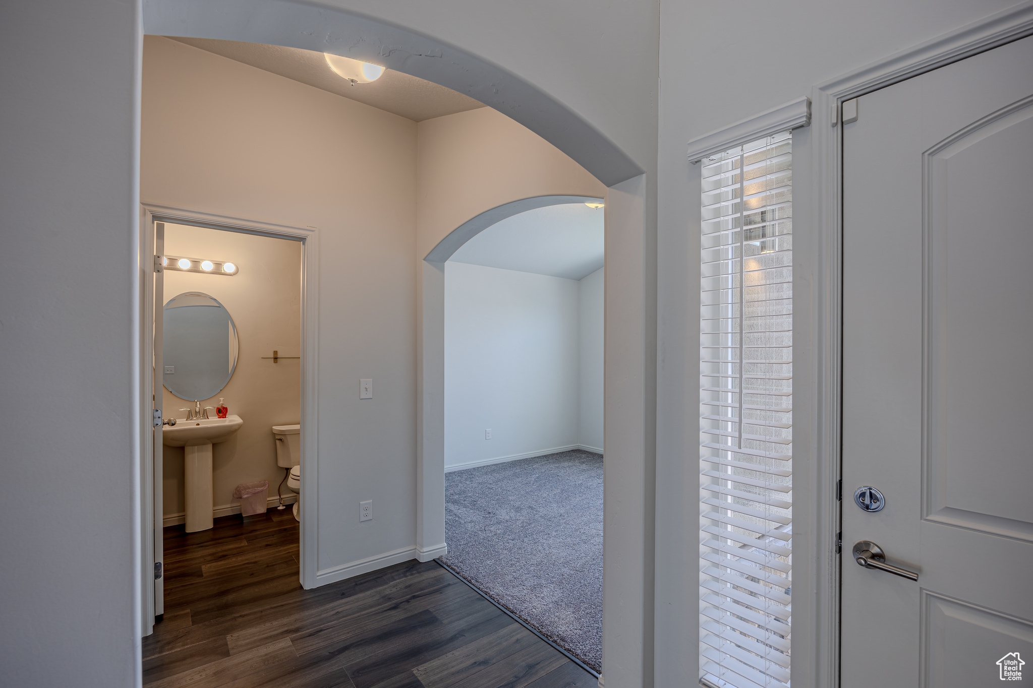 BROADVIEW  SHORES - Residential