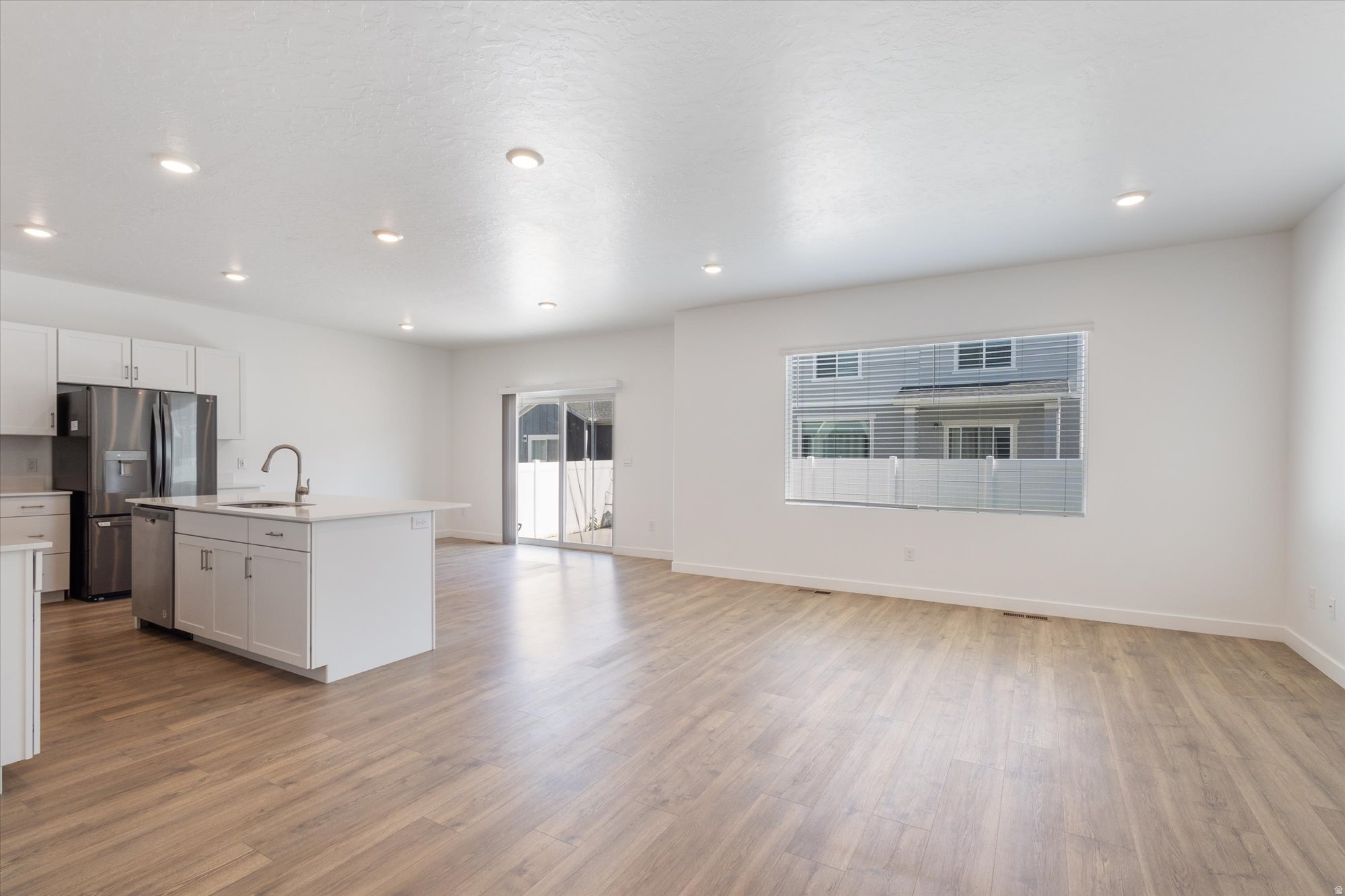 SPRING RANCH - Residential