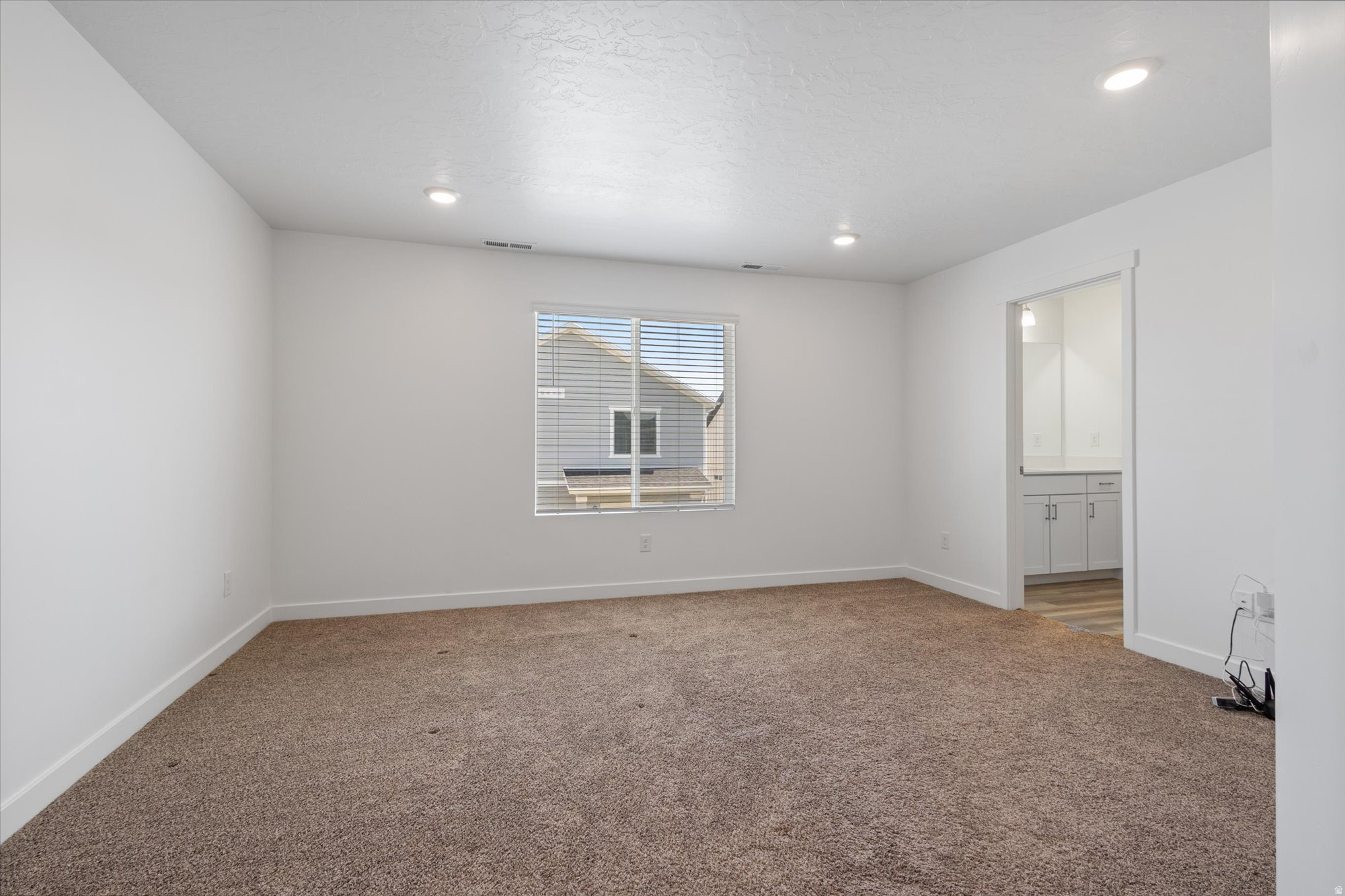 SPRING RANCH - Residential