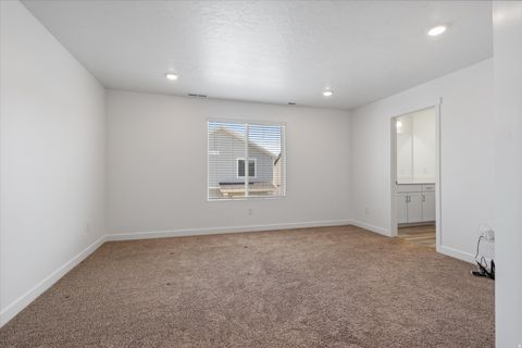 Tiny photo for 3733 W 620 N, Lehi, UT 84048 (MLS # 2145503)