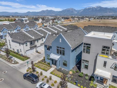 Tiny photo for 11609 S DORIAN DR, South Jordan, UT 84009 (MLS # 2143982)