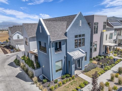 Tiny photo for 11609 S DORIAN DR, South Jordan, UT 84009 (MLS # 2143982)