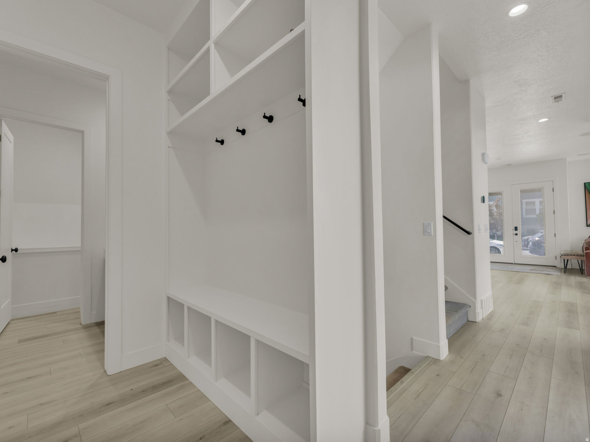 DAYBREAK - Residential