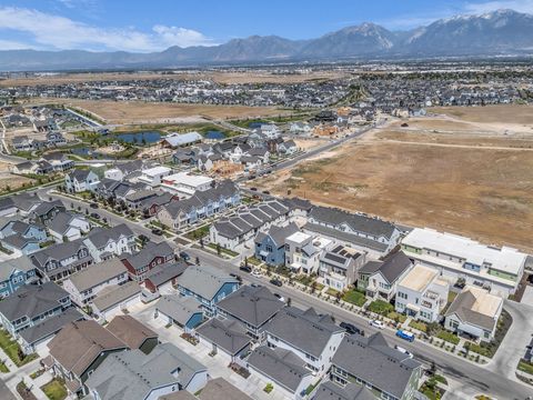 Tiny photo for 11609 S DORIAN DR, South Jordan, UT 84009 (MLS # 2143982)