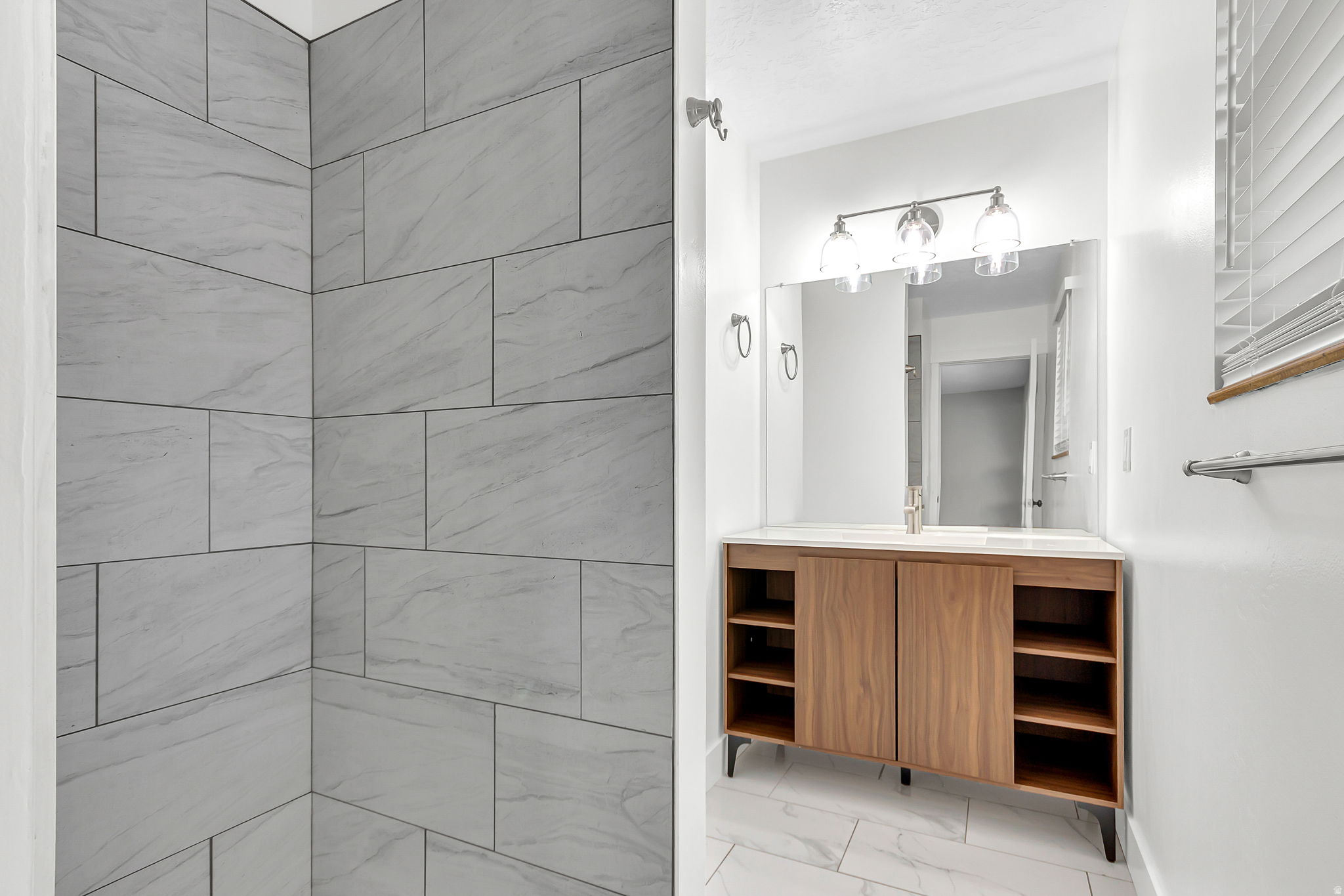 MUIR MEADOWS - Residential