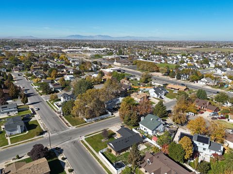 Tiny photo for 1716 N 1300 W, Clinton, UT 84015 (MLS # 2119896)