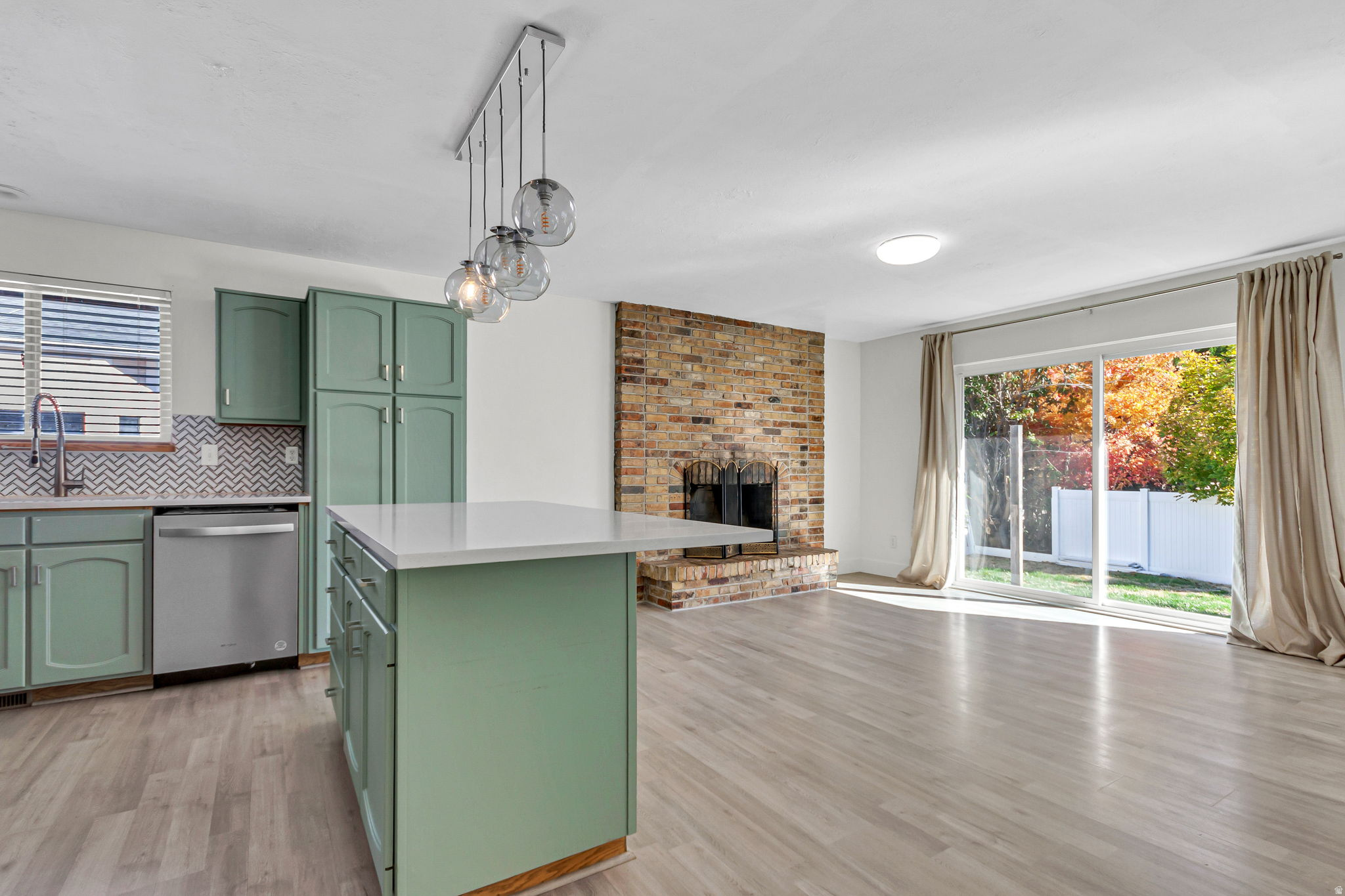 MUIR MEADOWS - Residential