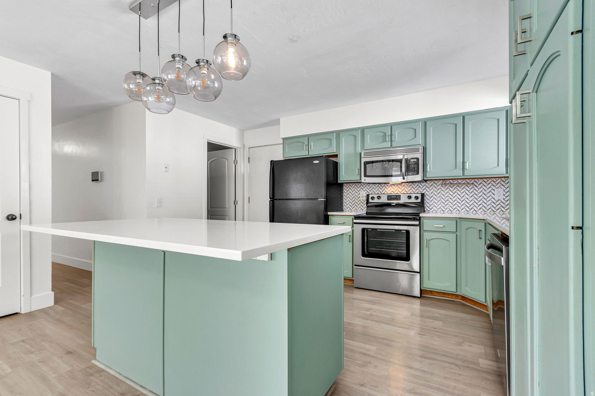 MUIR MEADOWS - Residential