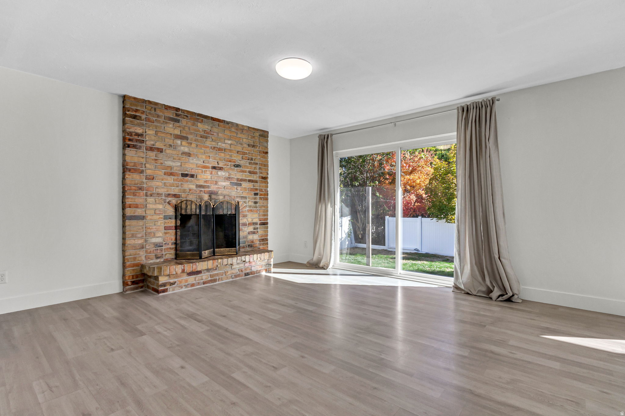 MUIR MEADOWS - Residential