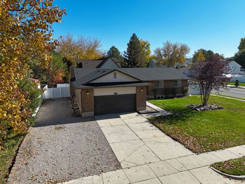 Tiny photo for 1716 N 1300 W, Clinton, UT 84015 (MLS # 2119896)