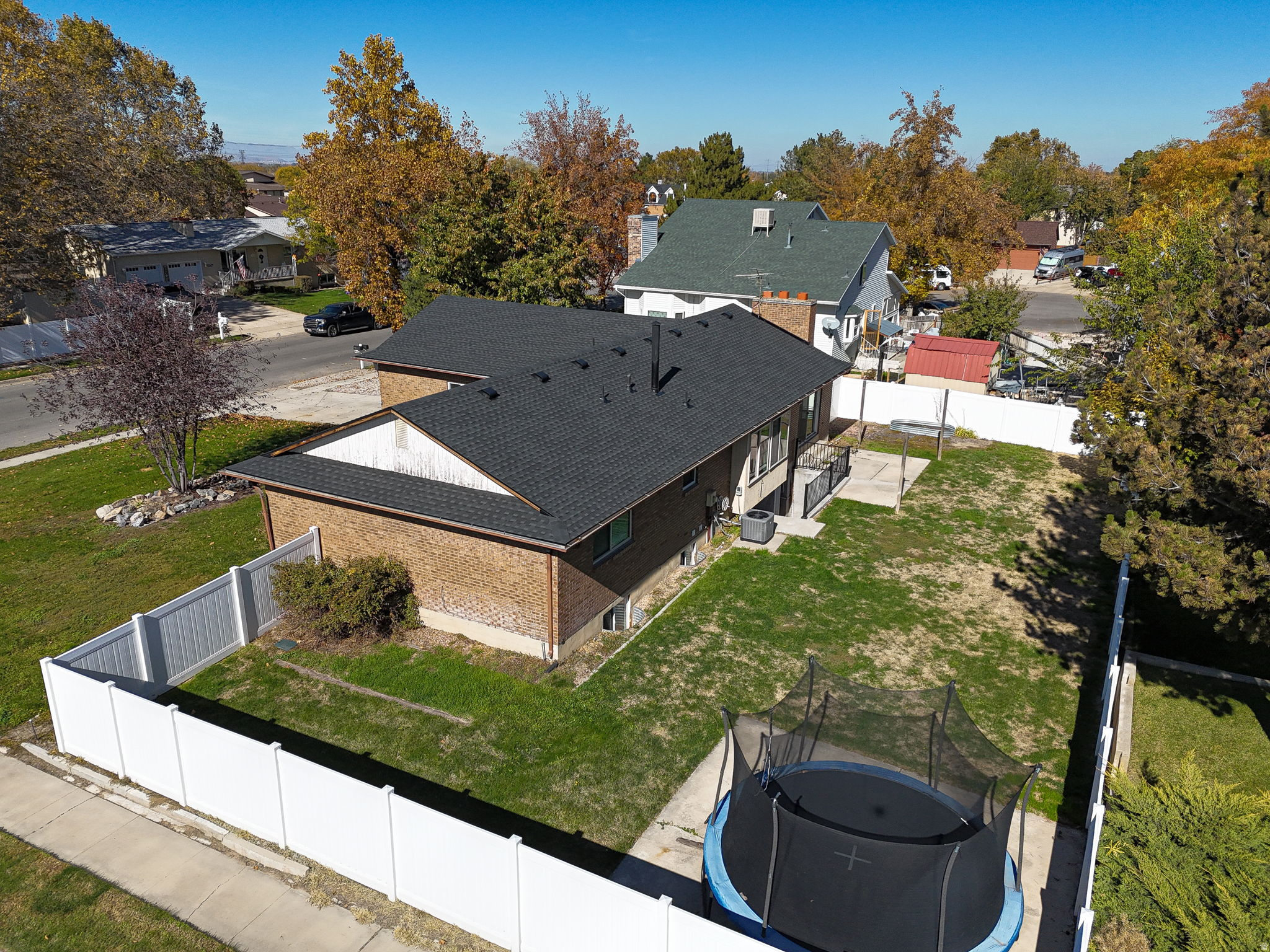 MUIR MEADOWS - Residential