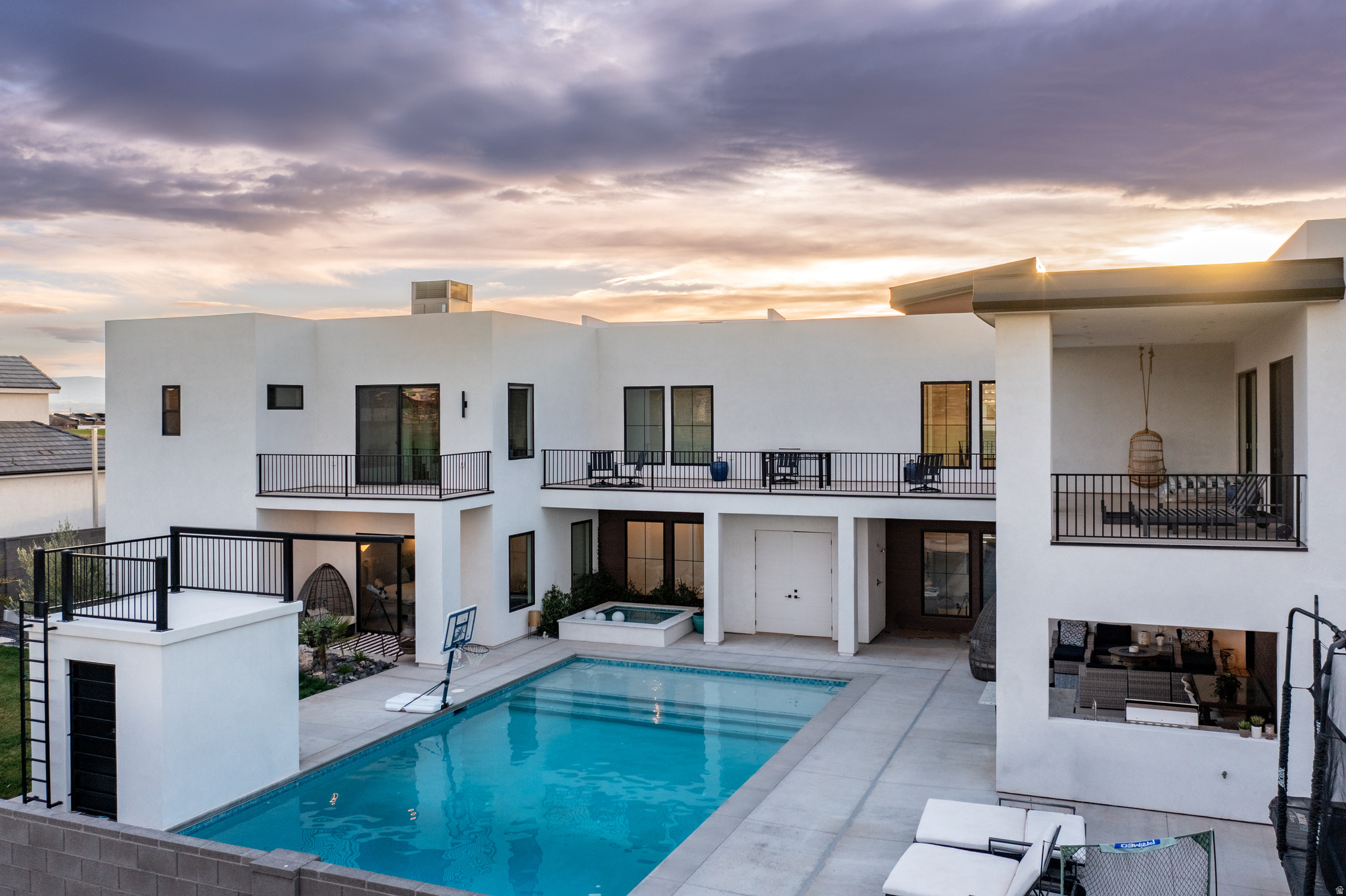 STAMSUND ESTATES - Residential