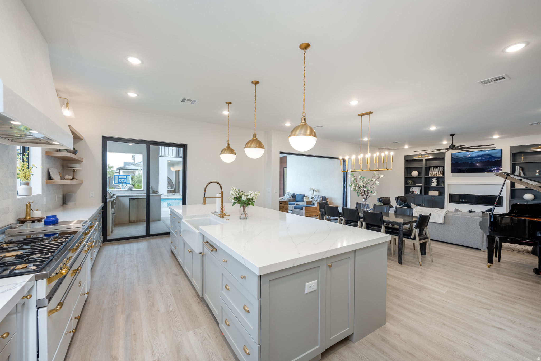 STAMSUND ESTATES - Residential