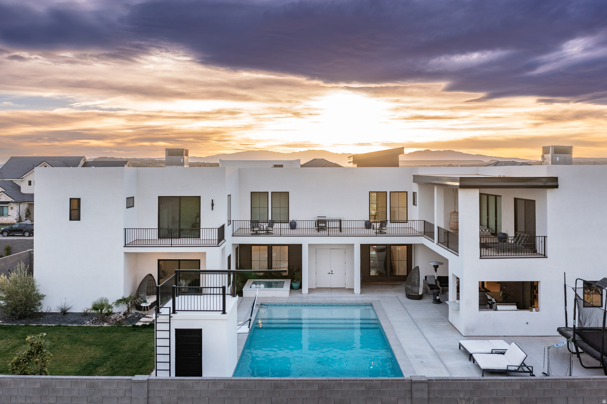 STAMSUND ESTATES - Residential