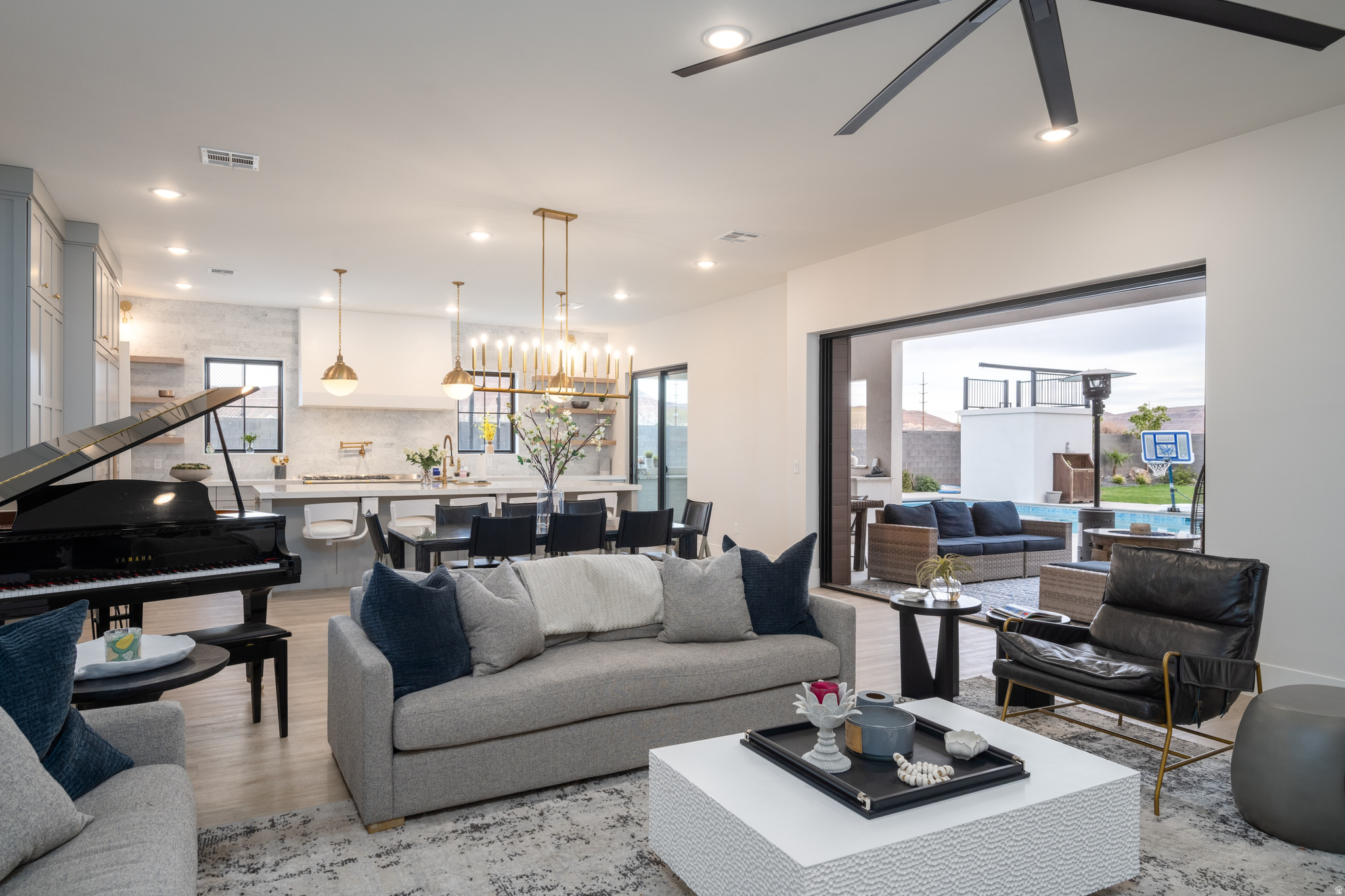 STAMSUND ESTATES - Residential