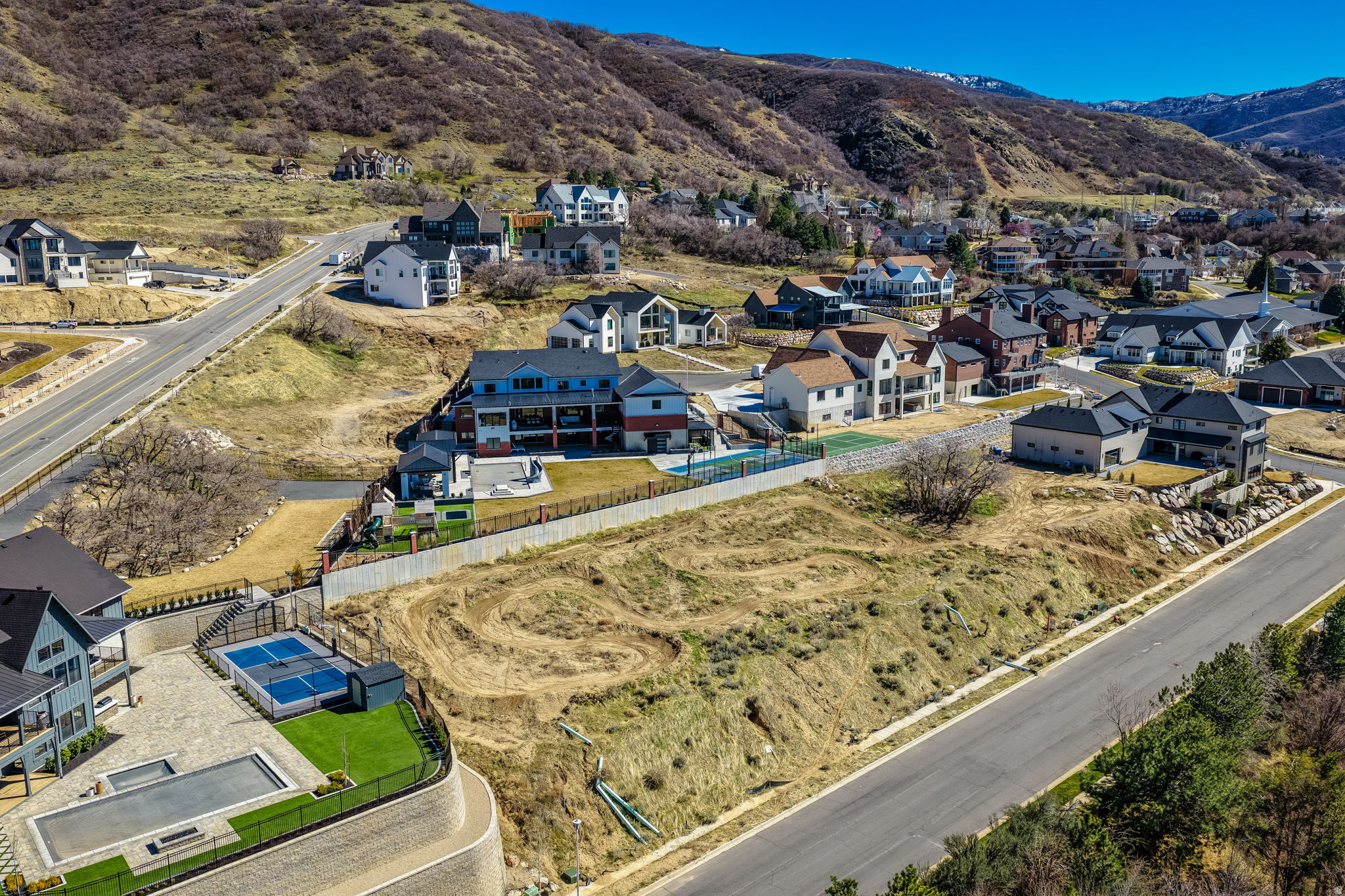 STONE CREEK ESTATES - Land