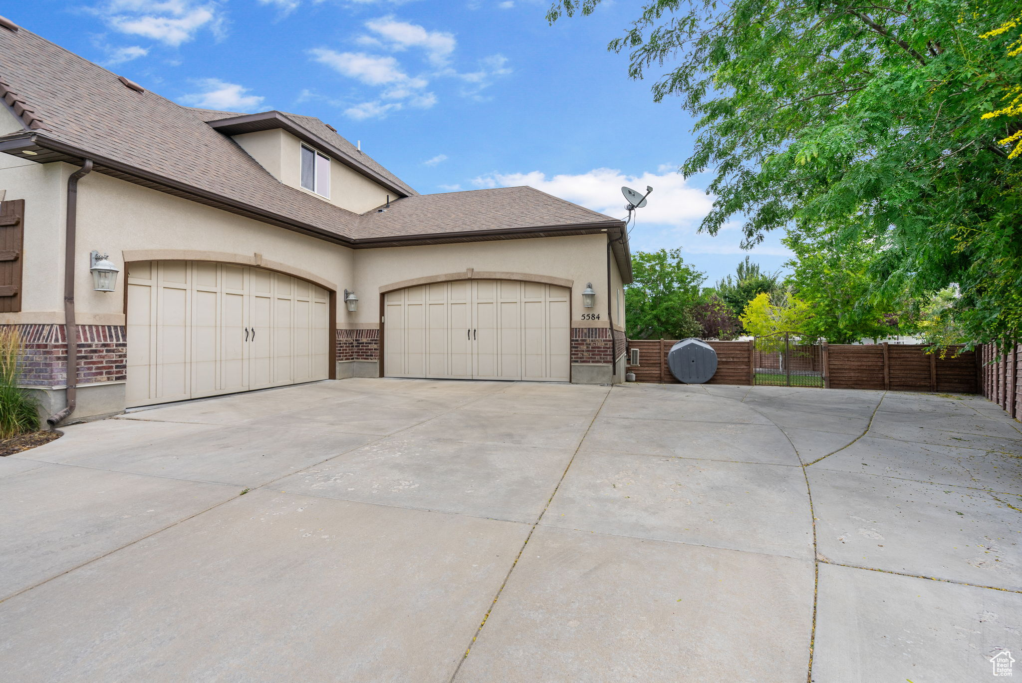 SHADY BROOK LANE - Residential