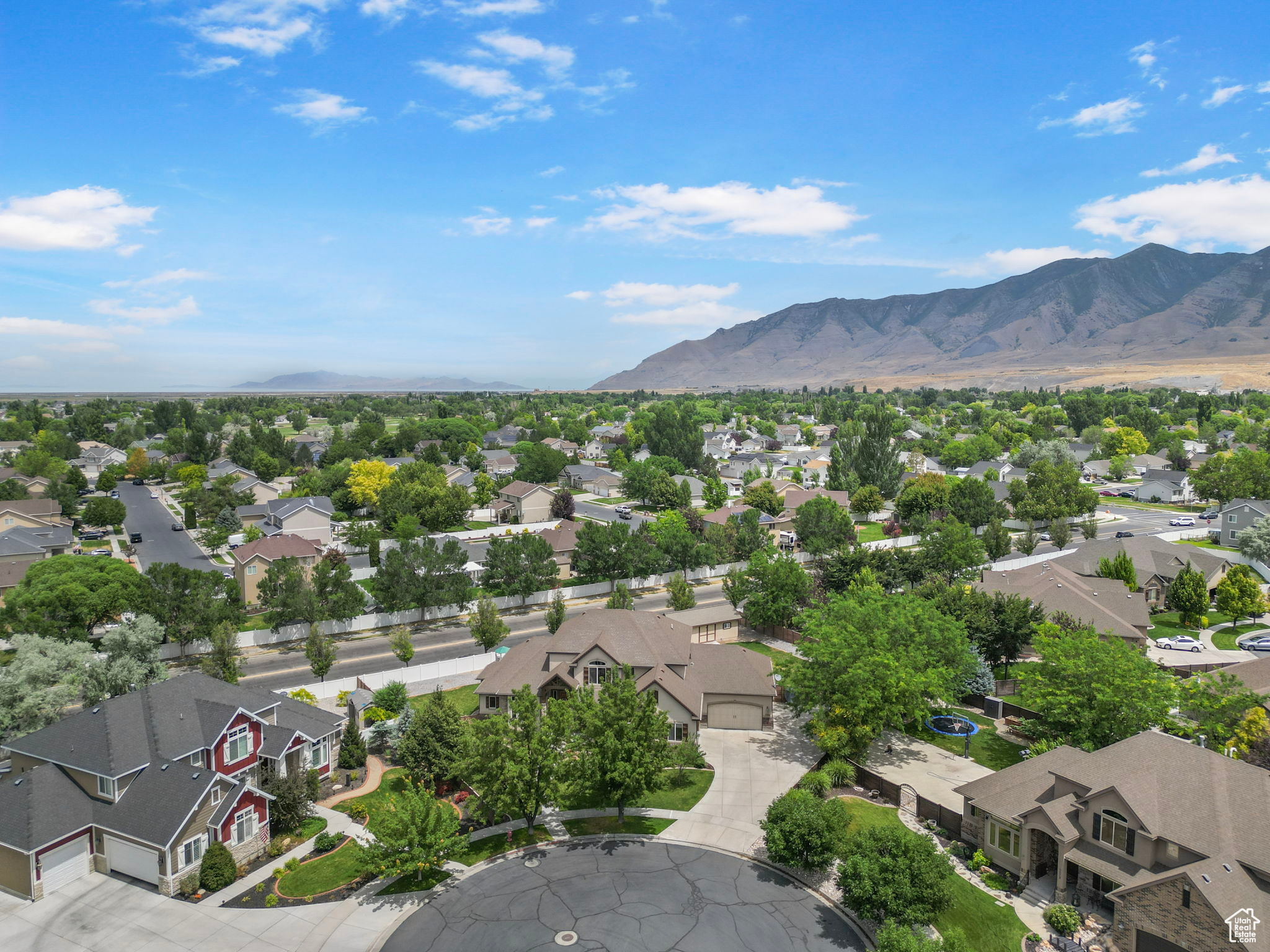 SHADY BROOK LANE - Residential