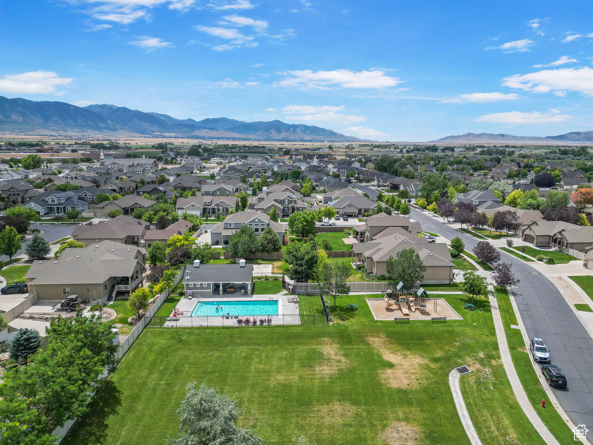 SHADY BROOK LANE - Residential