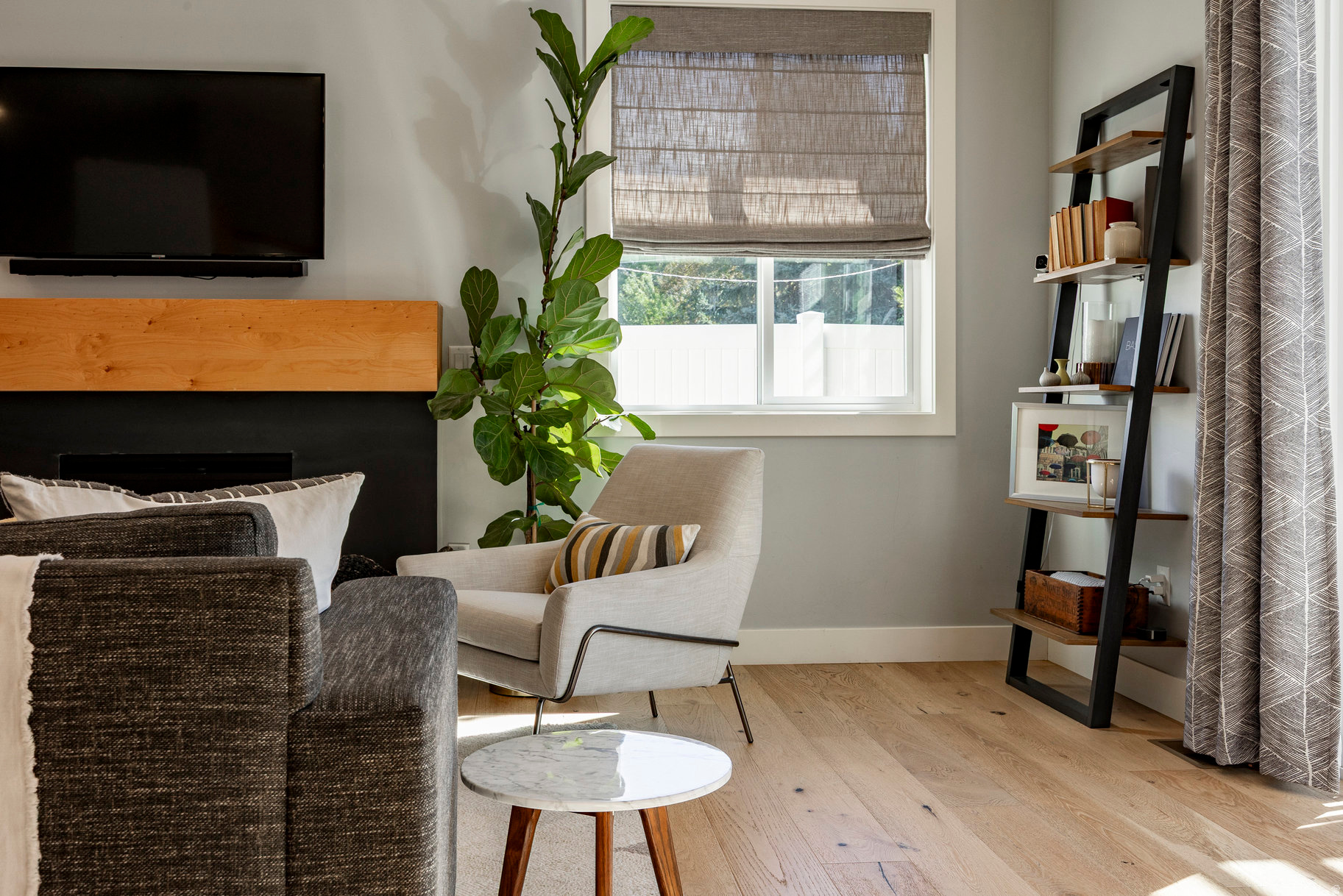 LAKEWOOD - Residential