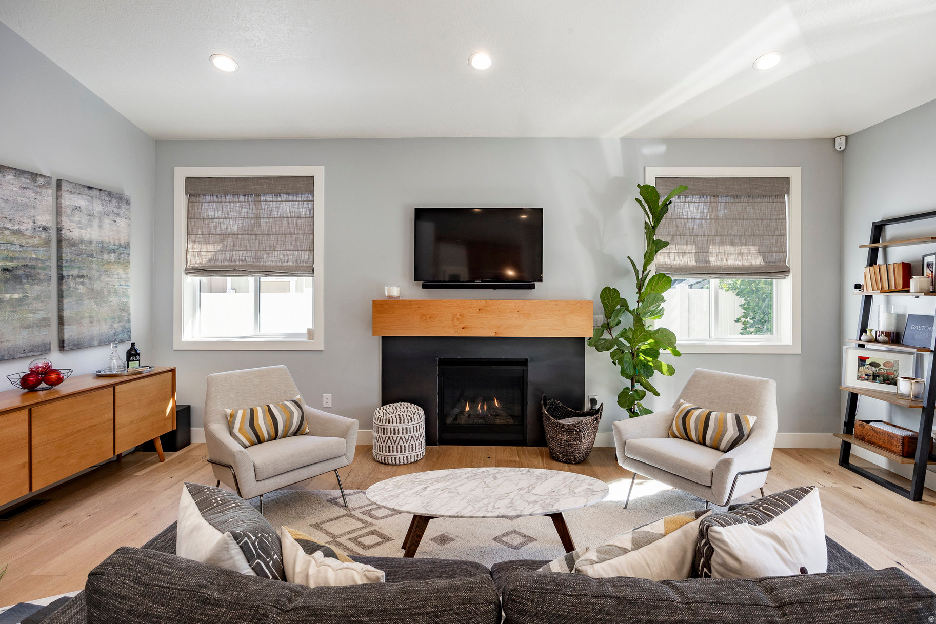 LAKEWOOD - Residential