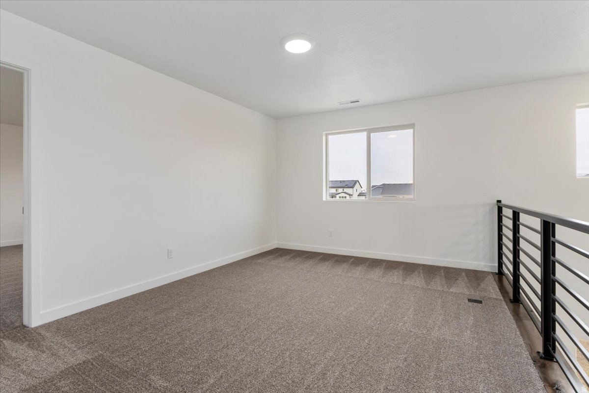 NORTHLAKE MEADOWS - Residential