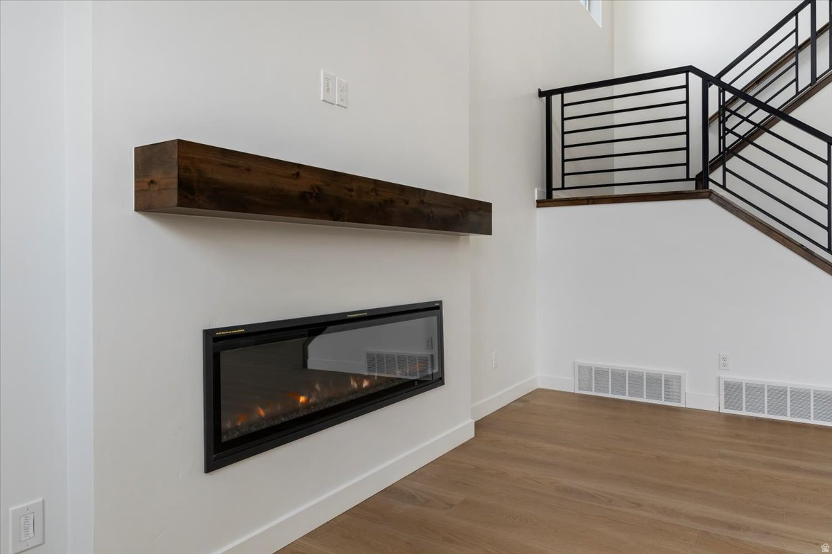 NORTHLAKE MEADOWS - Residential