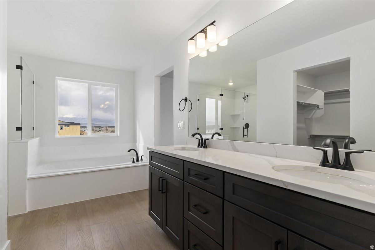 NORTHLAKE MEADOWS - Residential