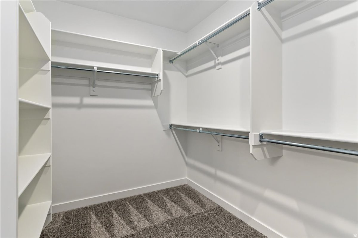 NORTHLAKE MEADOWS - Residential