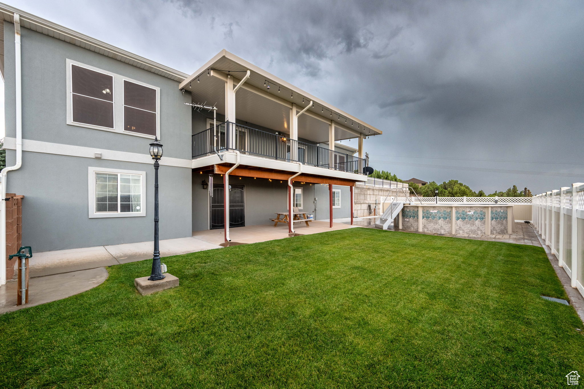 NORTH RIDGE AT CROSS HOLLOW - Residential