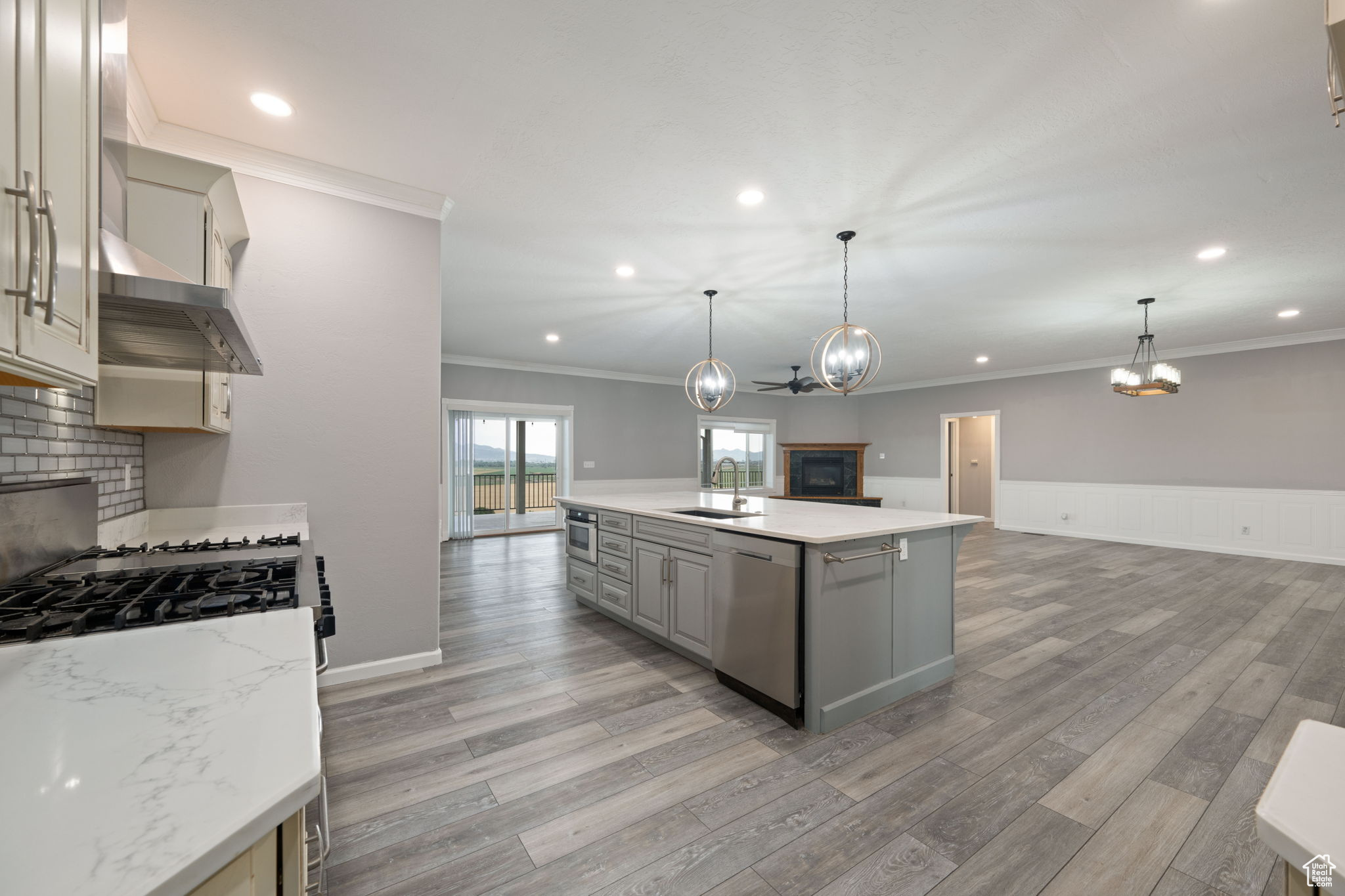 NORTH RIDGE AT CROSS HOLLOW - Residential
