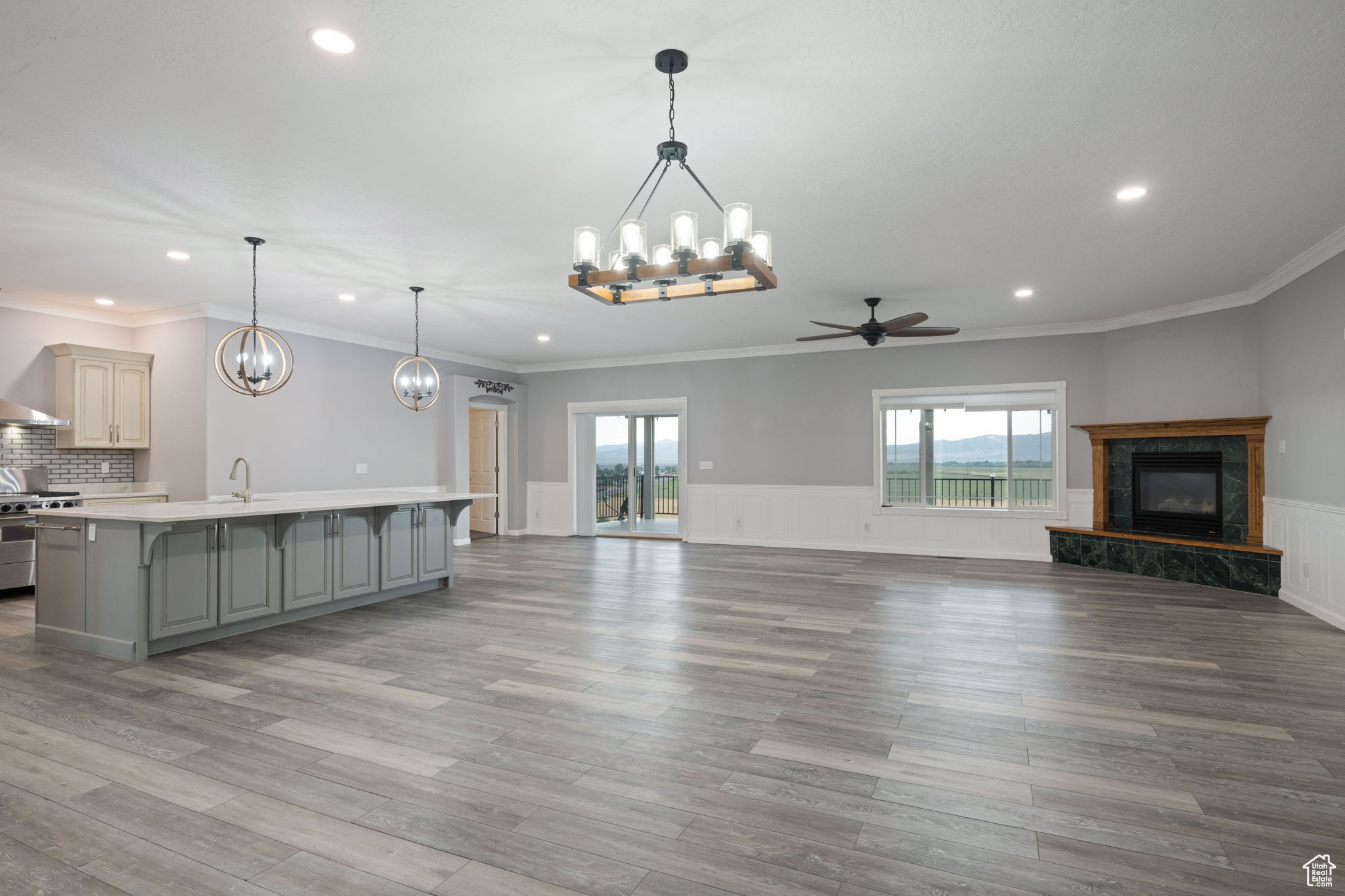 NORTH RIDGE AT CROSS HOLLOW - Residential