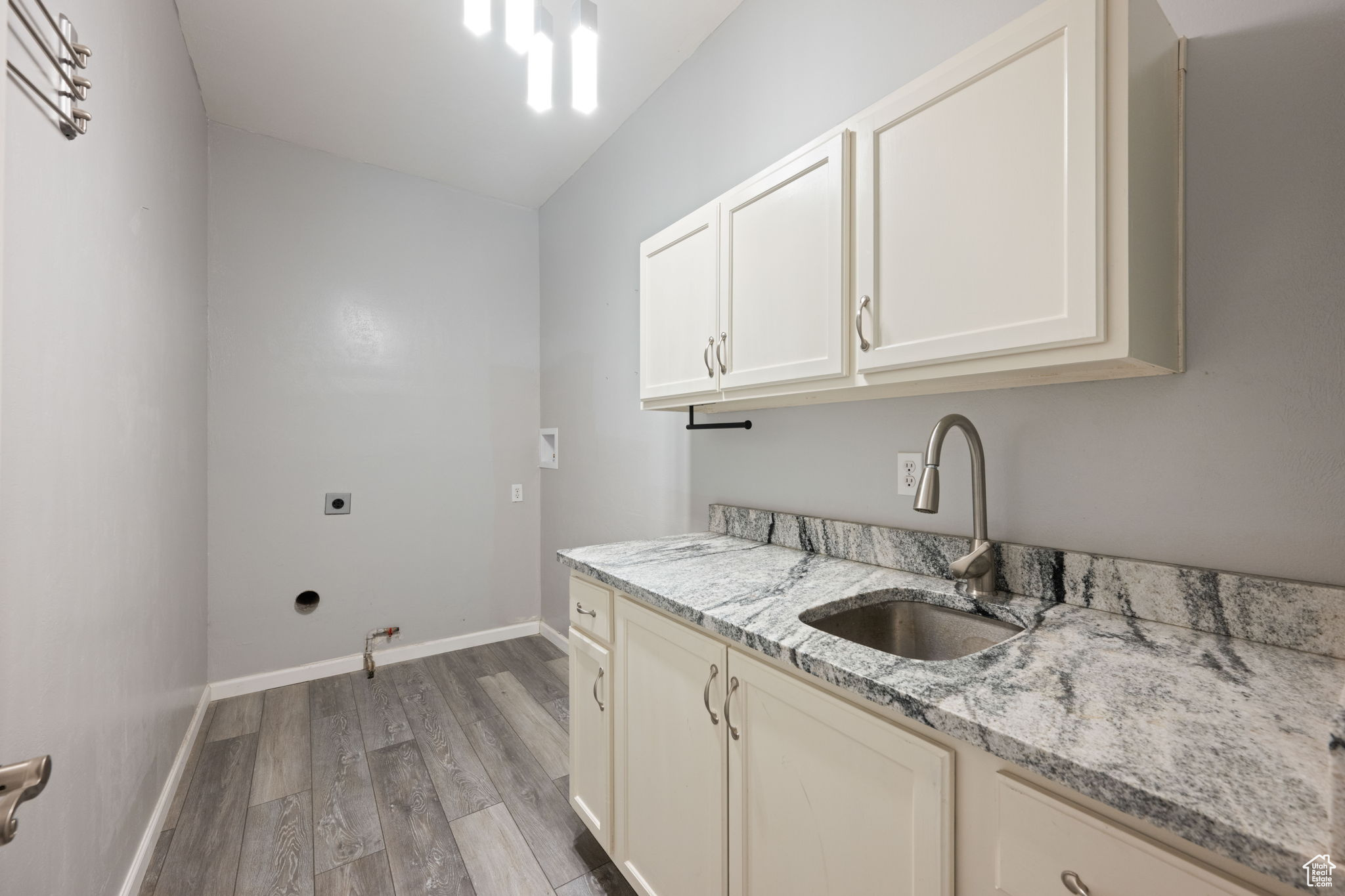 NORTH RIDGE AT CROSS HOLLOW - Residential