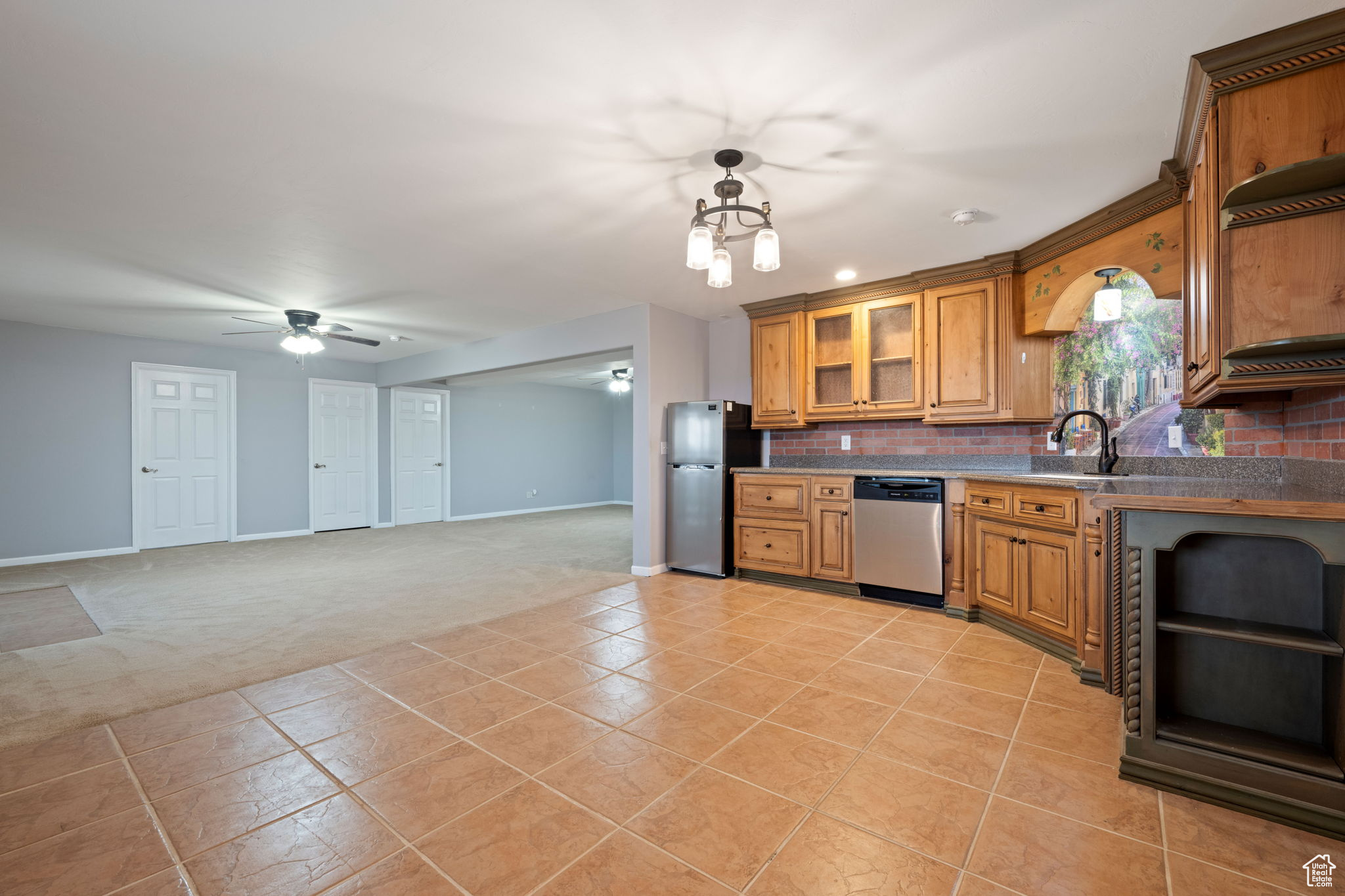 NORTH RIDGE AT CROSS HOLLOW - Residential