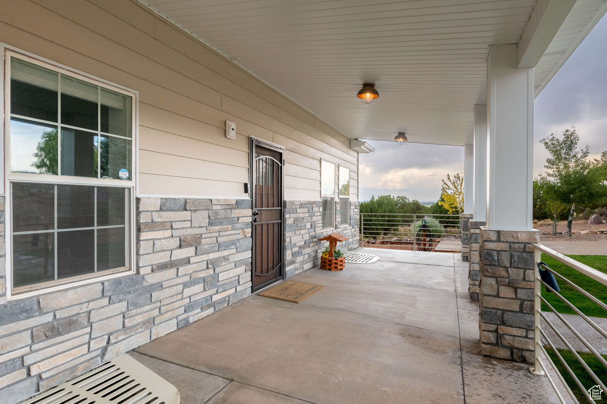 NORTH RIDGE AT CROSS HOLLOW - Residential