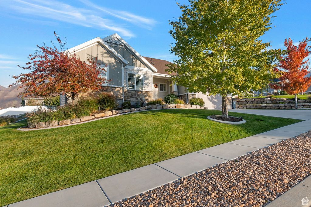 Photo of 898 N BURKE LN, Elk Ridge, UT 84651 (MLS # 2119475)