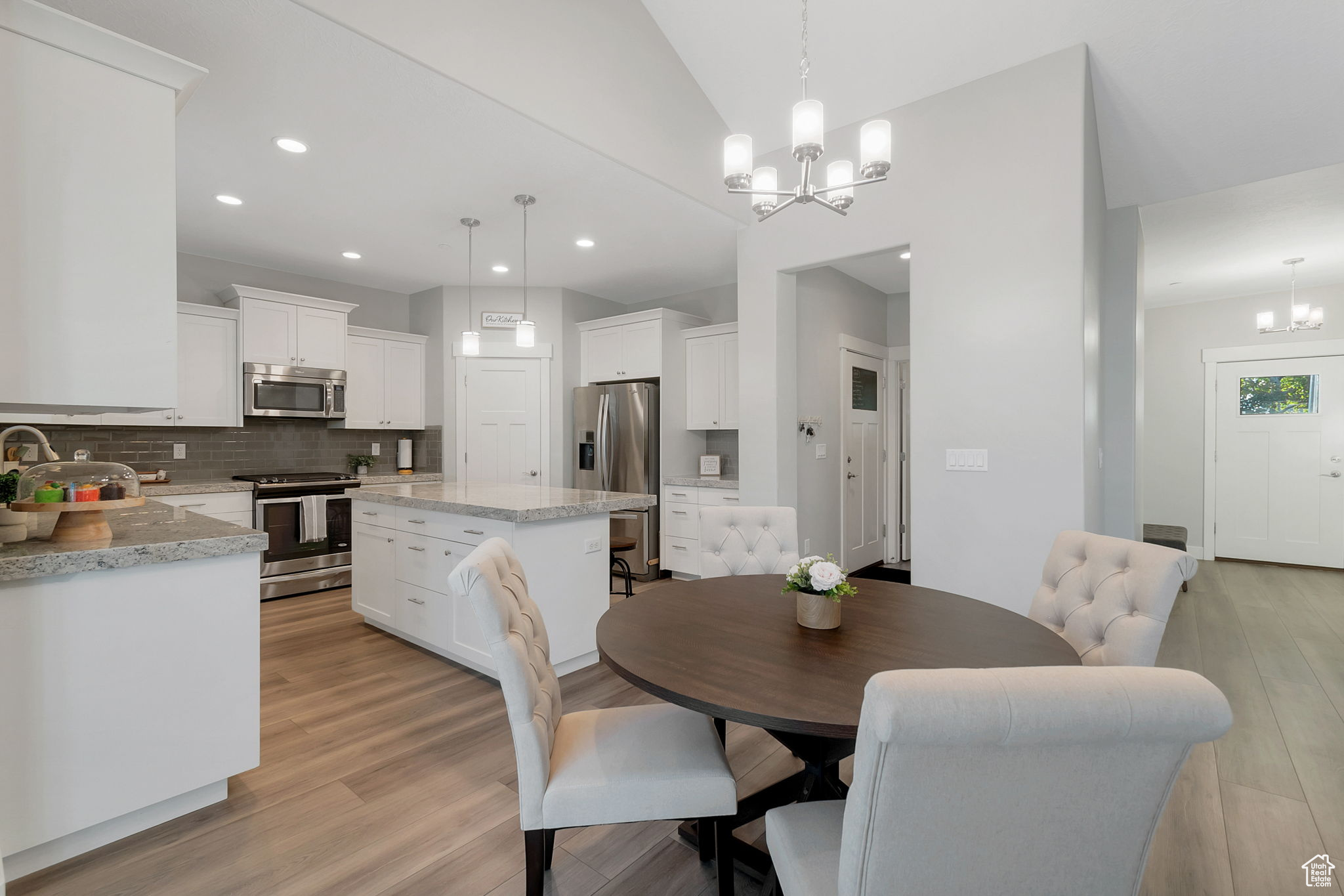 DOE HILL ESTATES - Residential